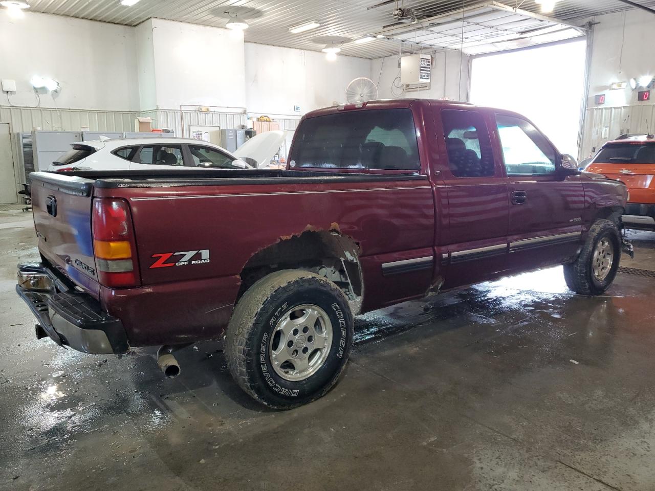 Photo 2 VIN: 2GCEK19T811341302 - CHEVROLET SILVERADO 