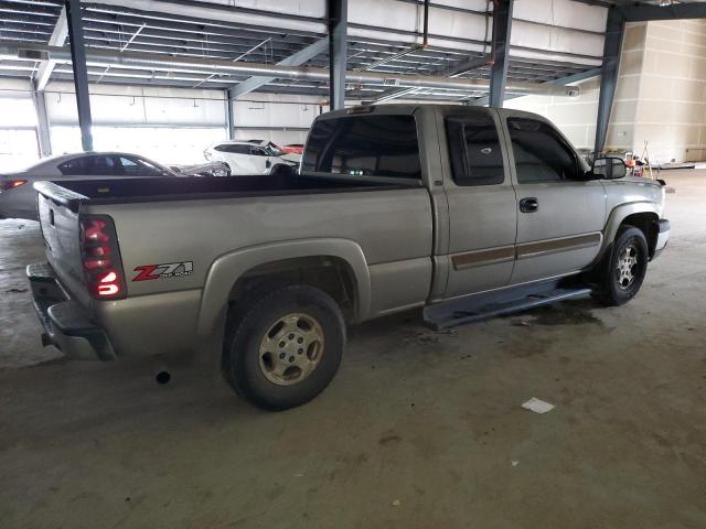 Photo 2 VIN: 2GCEK19T831184874 - CHEVROLET SILVERADO 