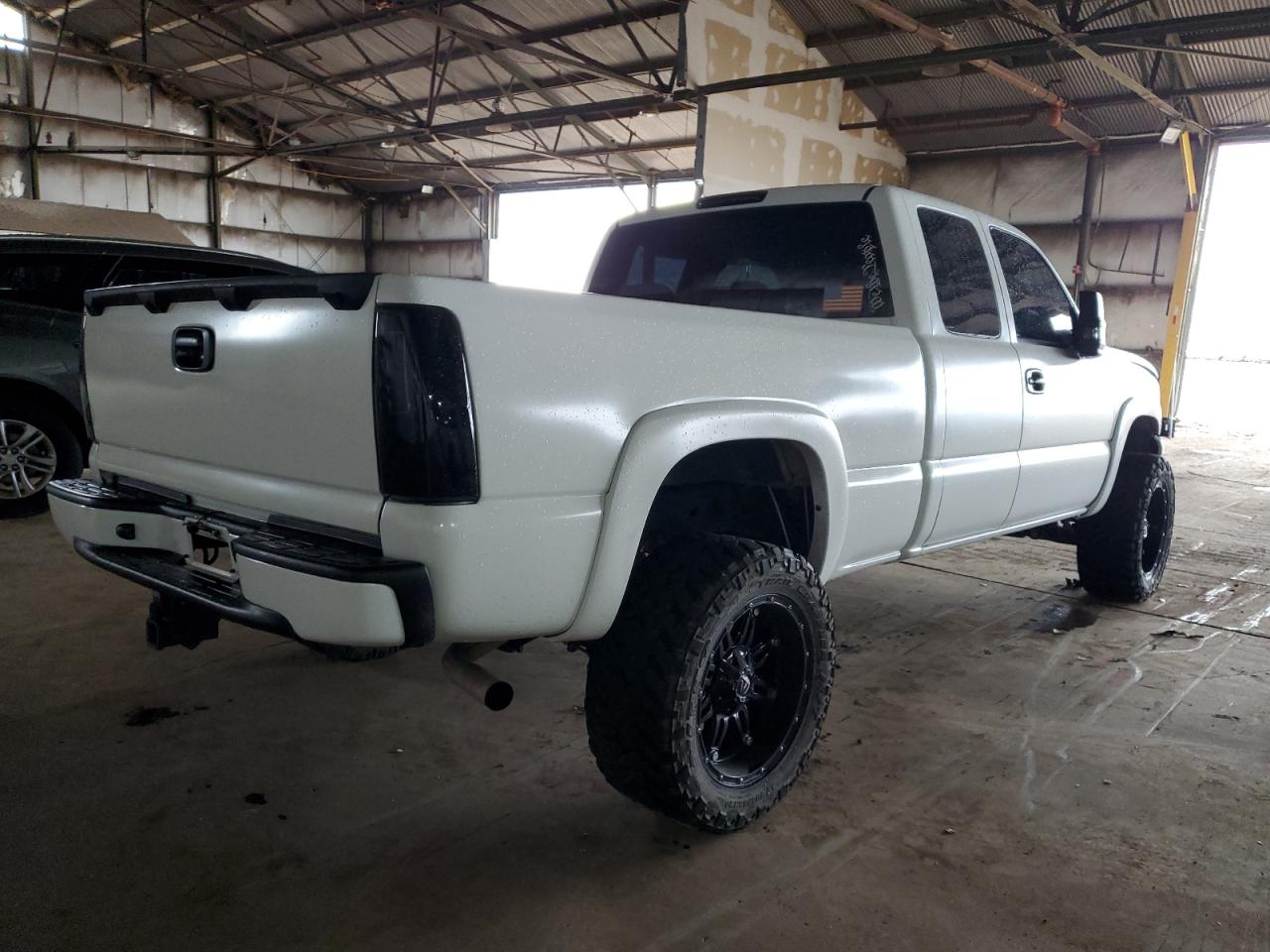 Photo 2 VIN: 2GCEK19T841316582 - CHEVROLET SILVERADO 