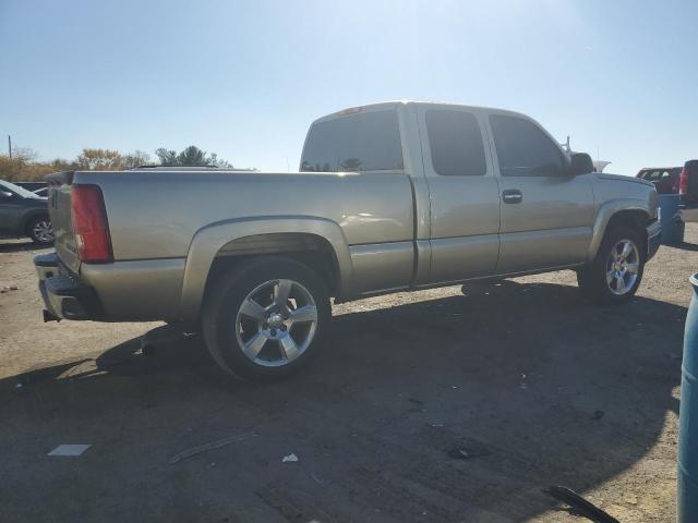 Photo 2 VIN: 2GCEK19T841389435 - CHEVROLET SILVERADO 