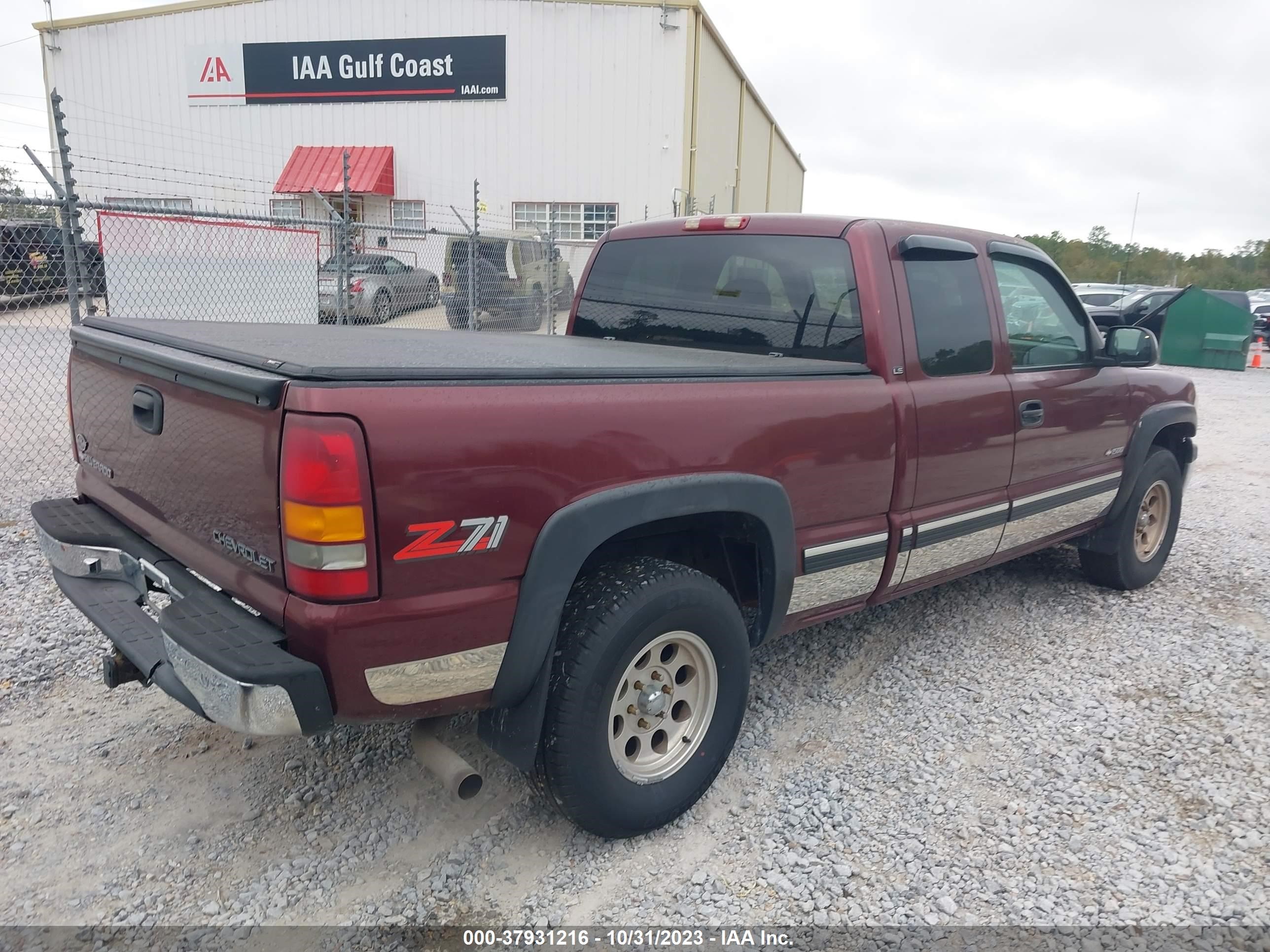 Photo 3 VIN: 2GCEK19T8X1297570 - CHEVROLET SILVERADO 