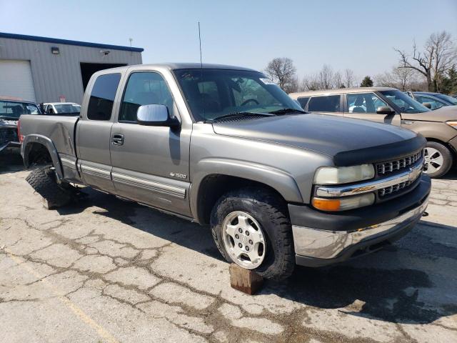 Photo 3 VIN: 2GCEK19T8Y1158640 - CHEVROLET SILVERADO 