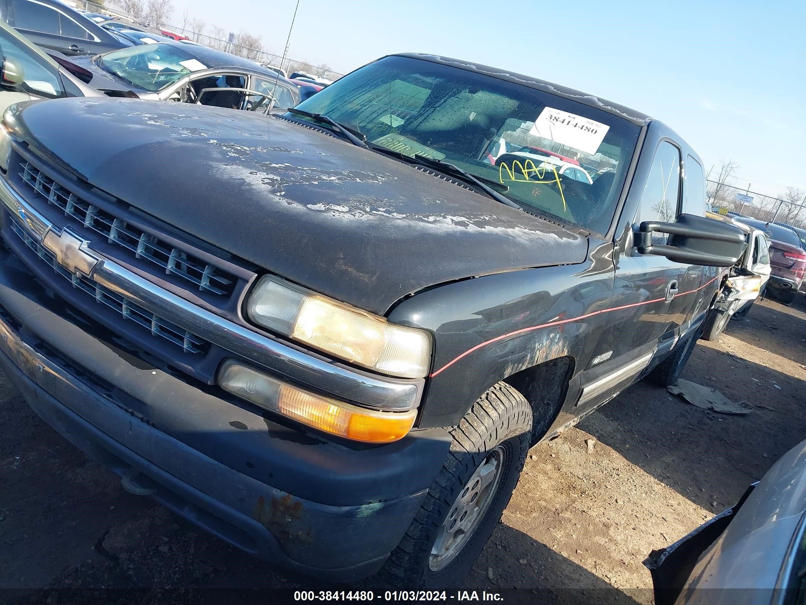 Photo 1 VIN: 2GCEK19T8Y1191671 - CHEVROLET SILVERADO 