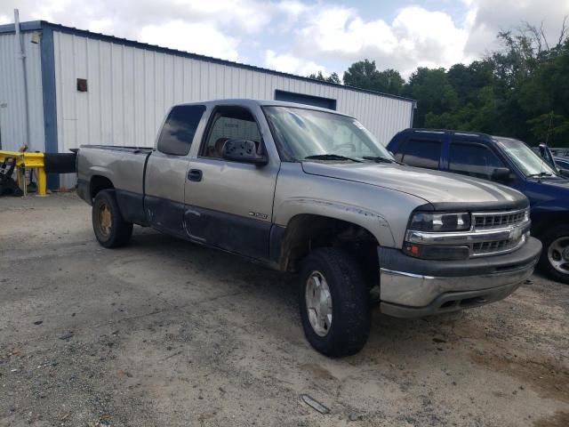 Photo 3 VIN: 2GCEK19T8Y1314109 - CHEVROLET SILVERADO 