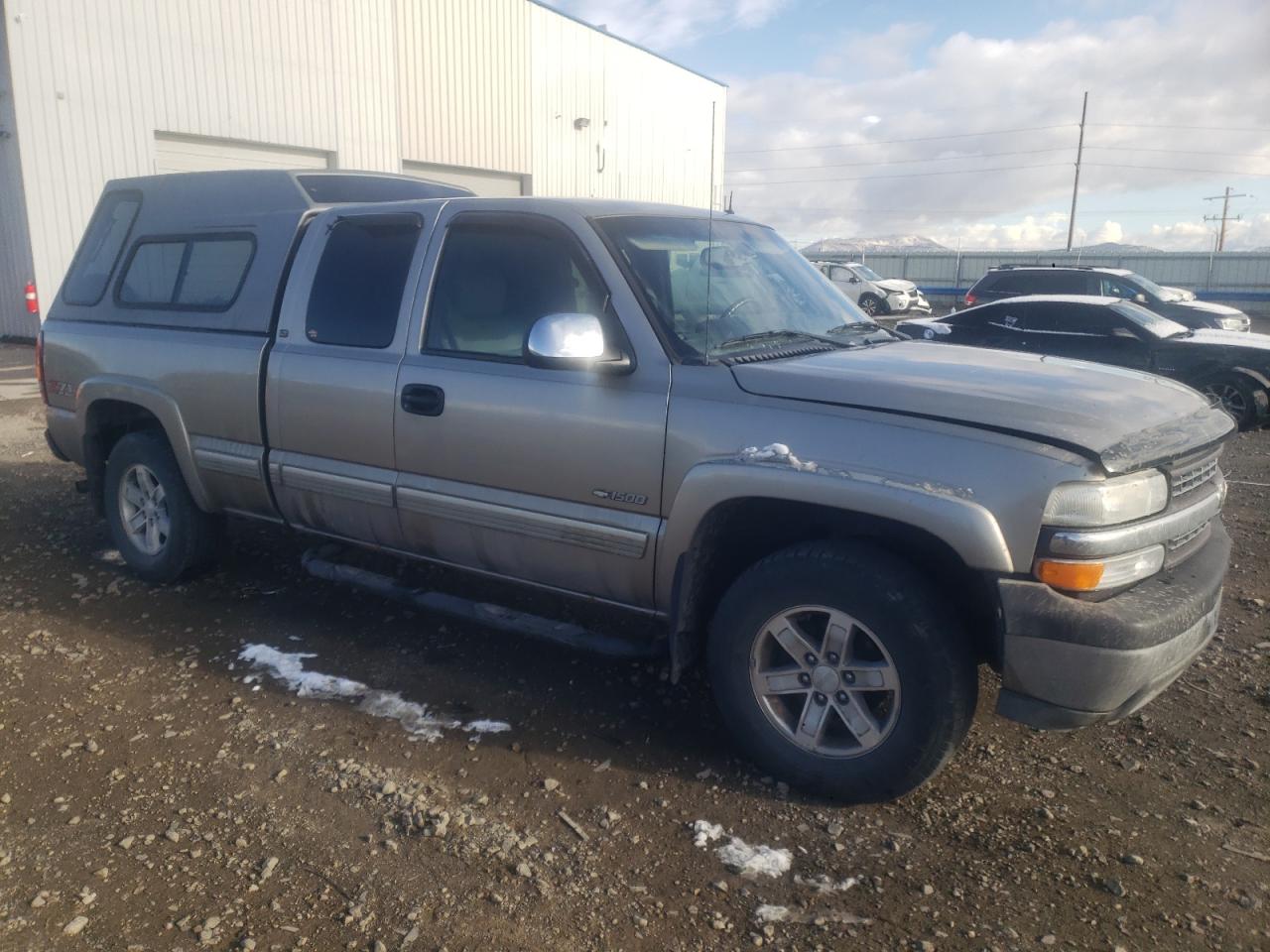 Photo 3 VIN: 2GCEK19T921106702 - CHEVROLET SILVERADO 