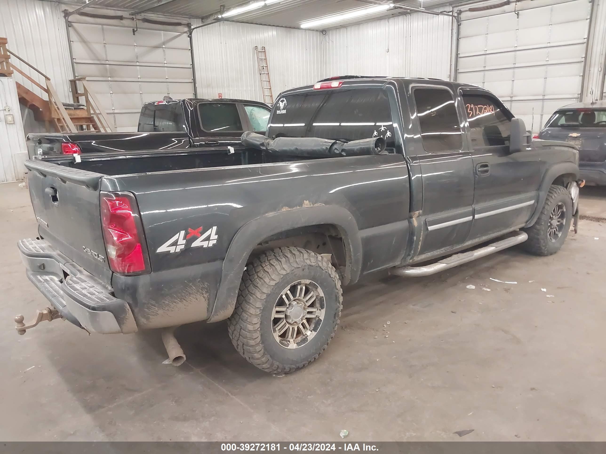 Photo 3 VIN: 2GCEK19T941103284 - CHEVROLET SILVERADO 