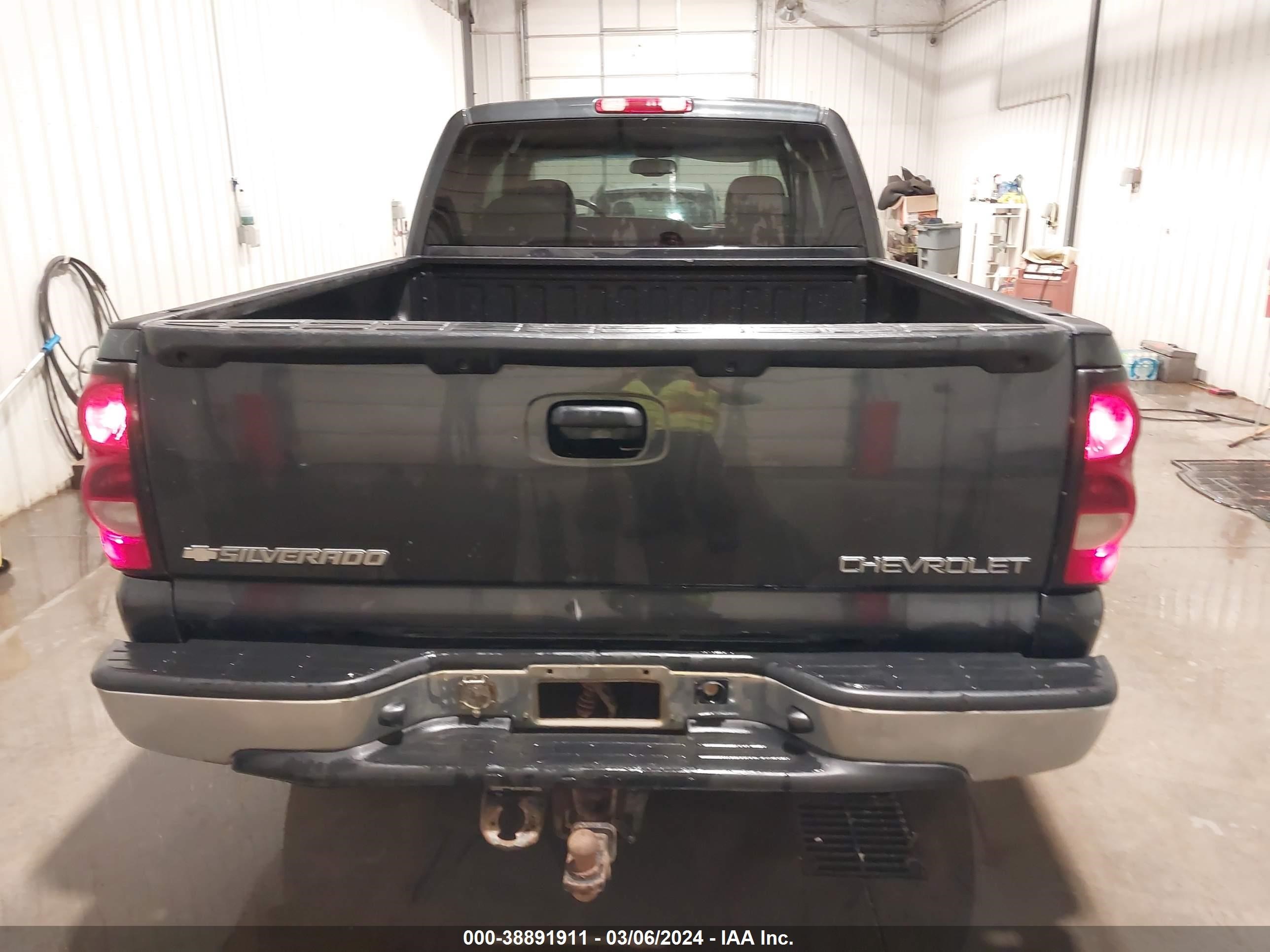 Photo 15 VIN: 2GCEK19T941262595 - CHEVROLET SILVERADO 