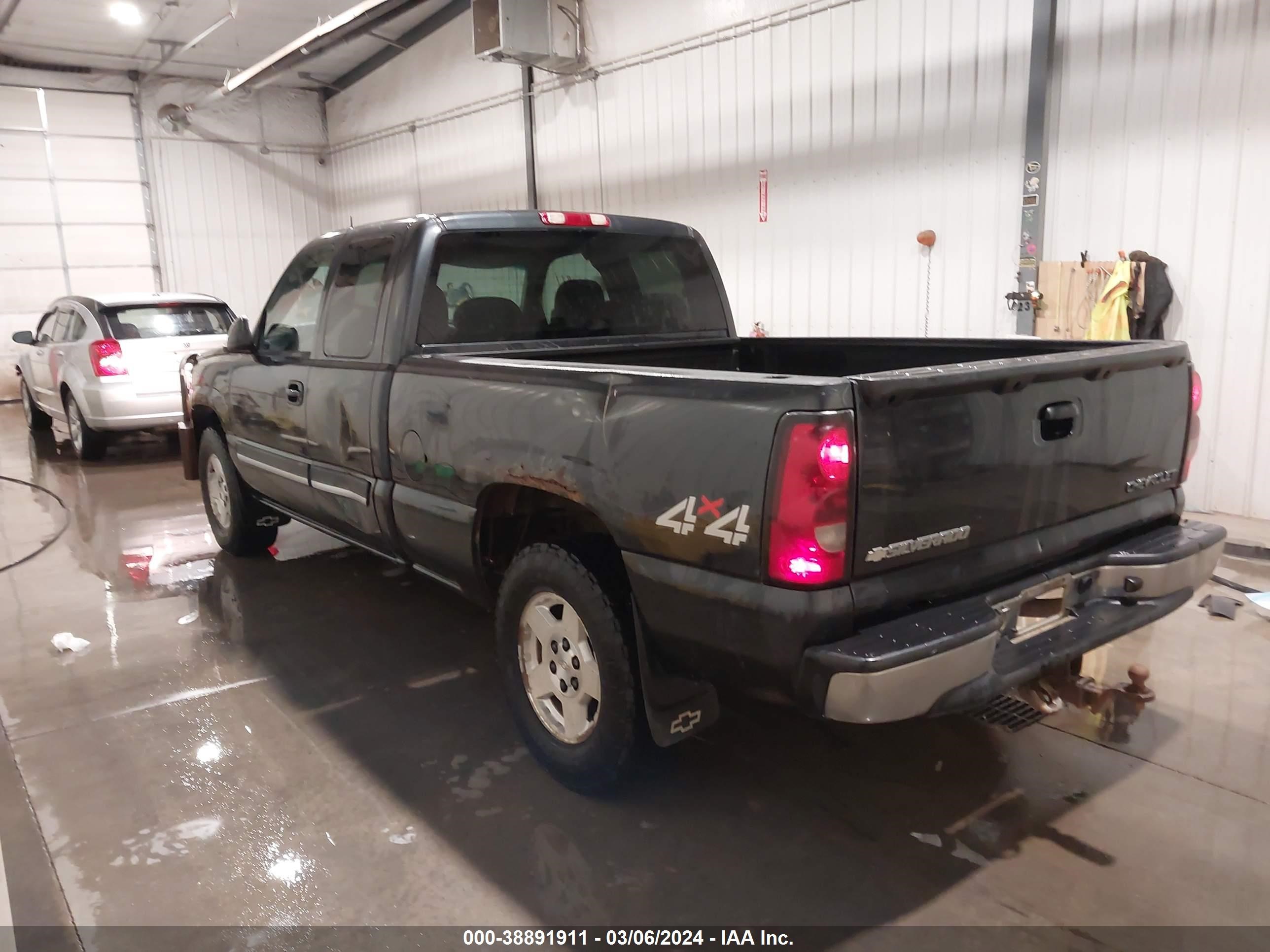 Photo 2 VIN: 2GCEK19T941262595 - CHEVROLET SILVERADO 