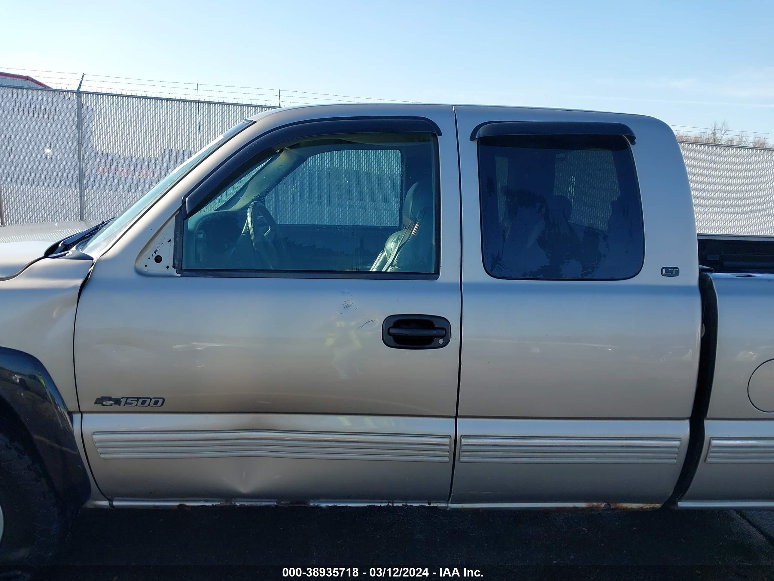 Photo 14 VIN: 2GCEK19T9X1215636 - CHEVROLET SILVERADO 