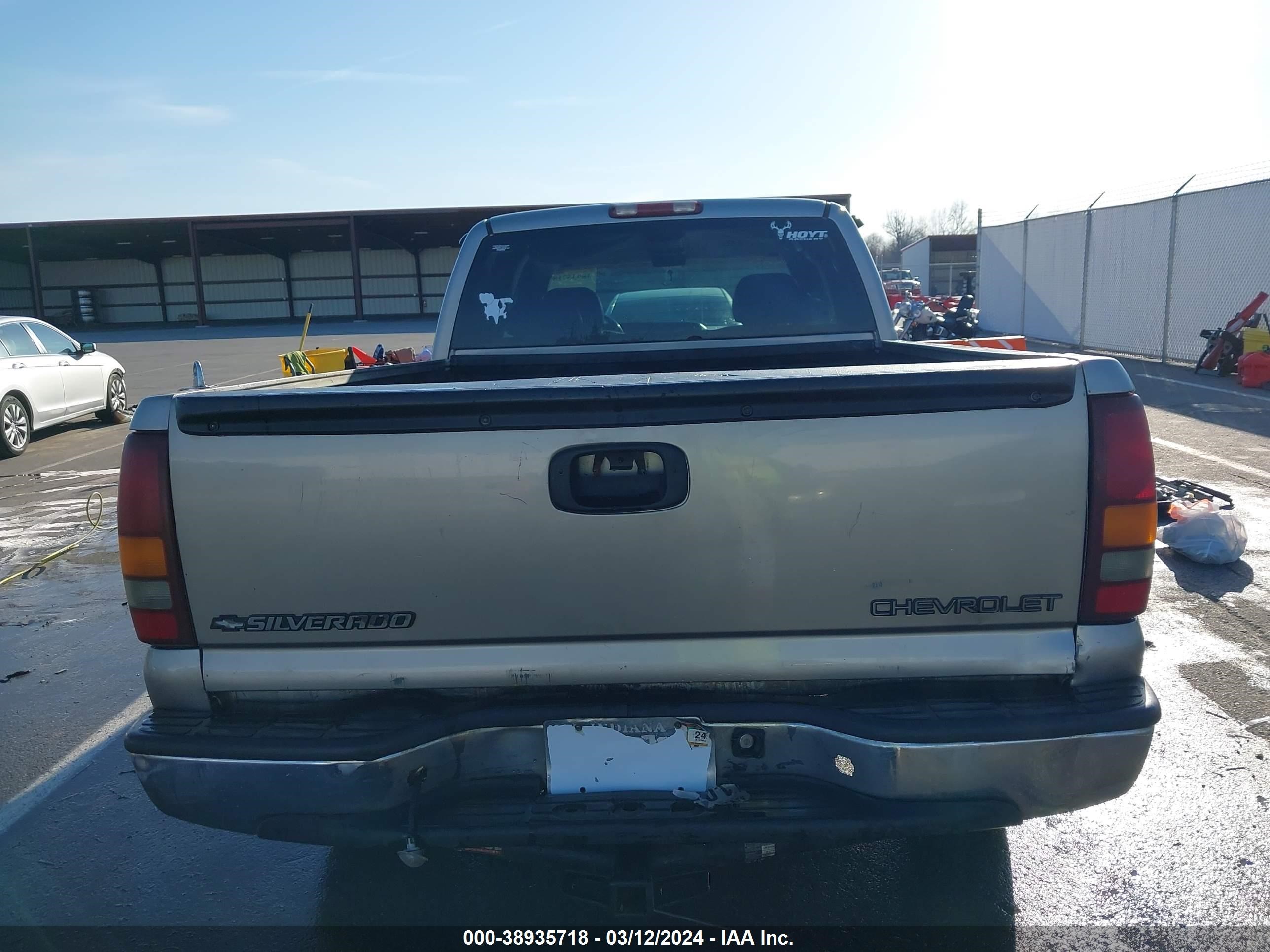 Photo 16 VIN: 2GCEK19T9X1215636 - CHEVROLET SILVERADO 