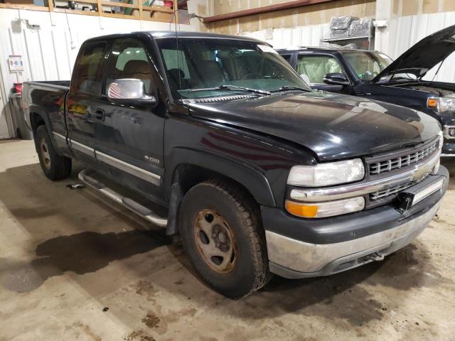 Photo 3 VIN: 2GCEK19T9Y1126067 - CHEVROLET SILVERADO 