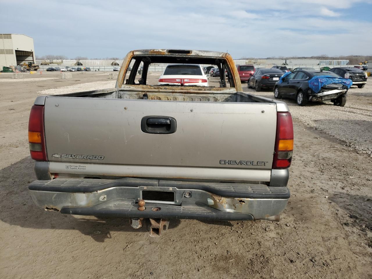 Photo 5 VIN: 2GCEK19TBY1140851 - CHEVROLET SILVERADO 