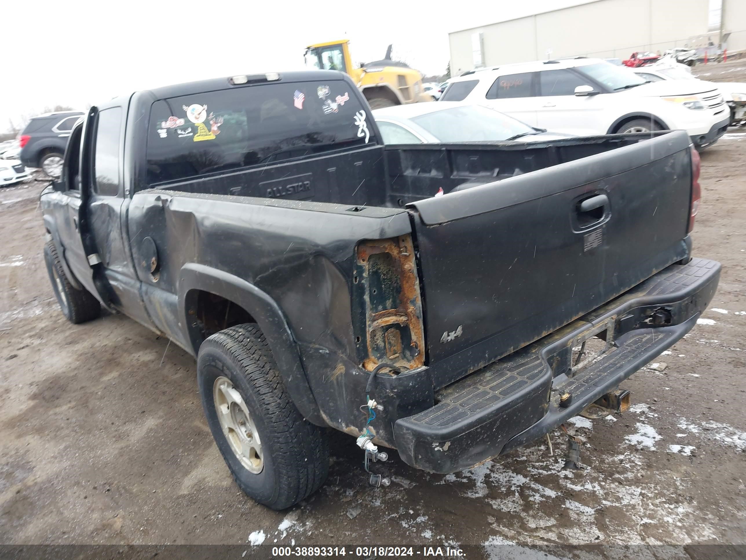 Photo 2 VIN: 2GCEK19TX31200864 - CHEVROLET SILVERADO 