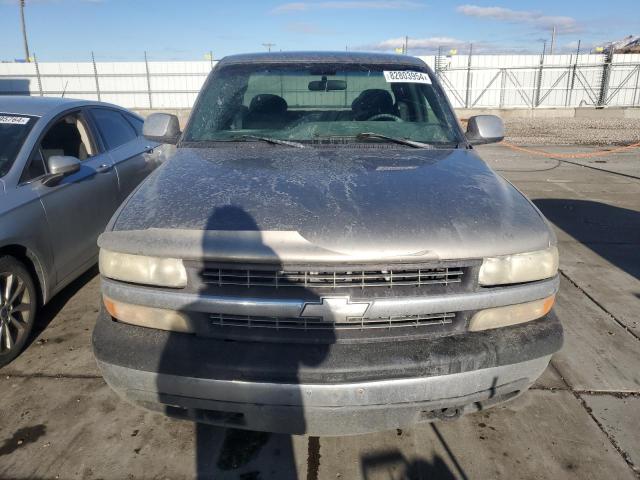 Photo 4 VIN: 2GCEK19TXY1109097 - CHEVROLET SILVERADO 