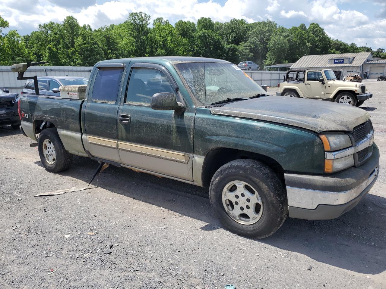 Photo 3 VIN: 2GCEK19V031300215 - CHEVROLET SILVERADO 