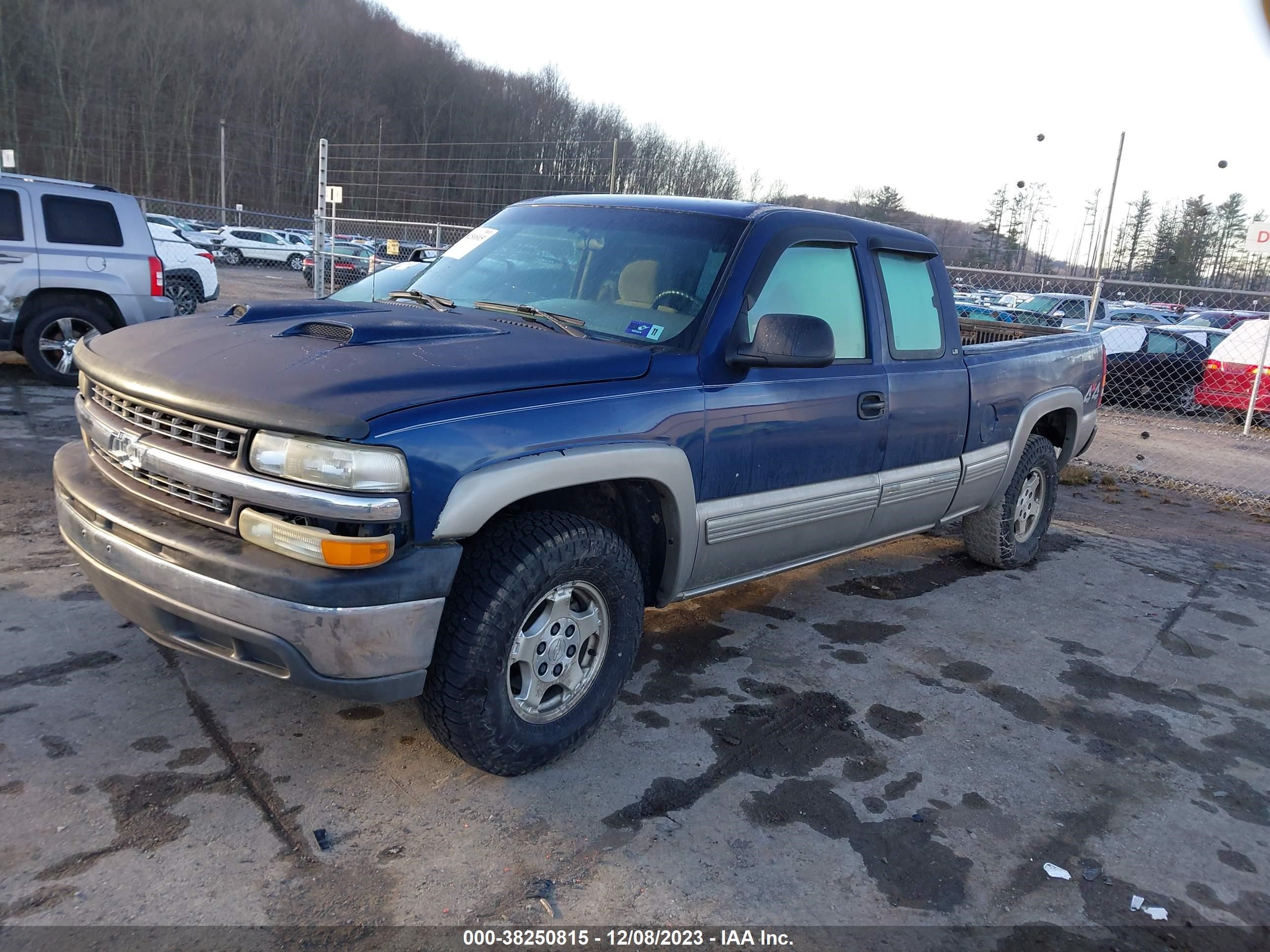 Photo 1 VIN: 2GCEK19V1X1218516 - CHEVROLET SILVERADO 