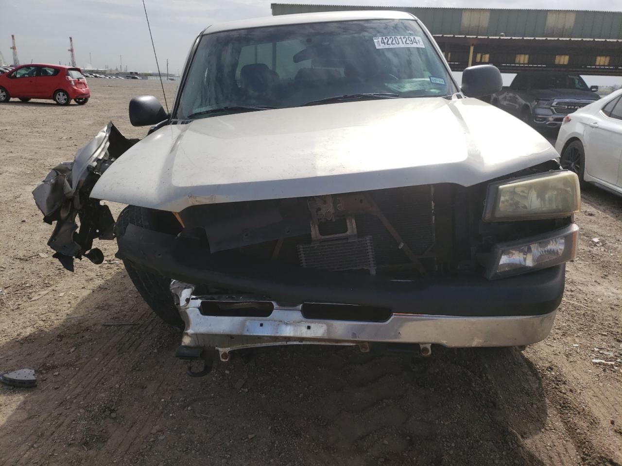 Photo 4 VIN: 2GCEK19V231102784 - CHEVROLET SILVERADO 