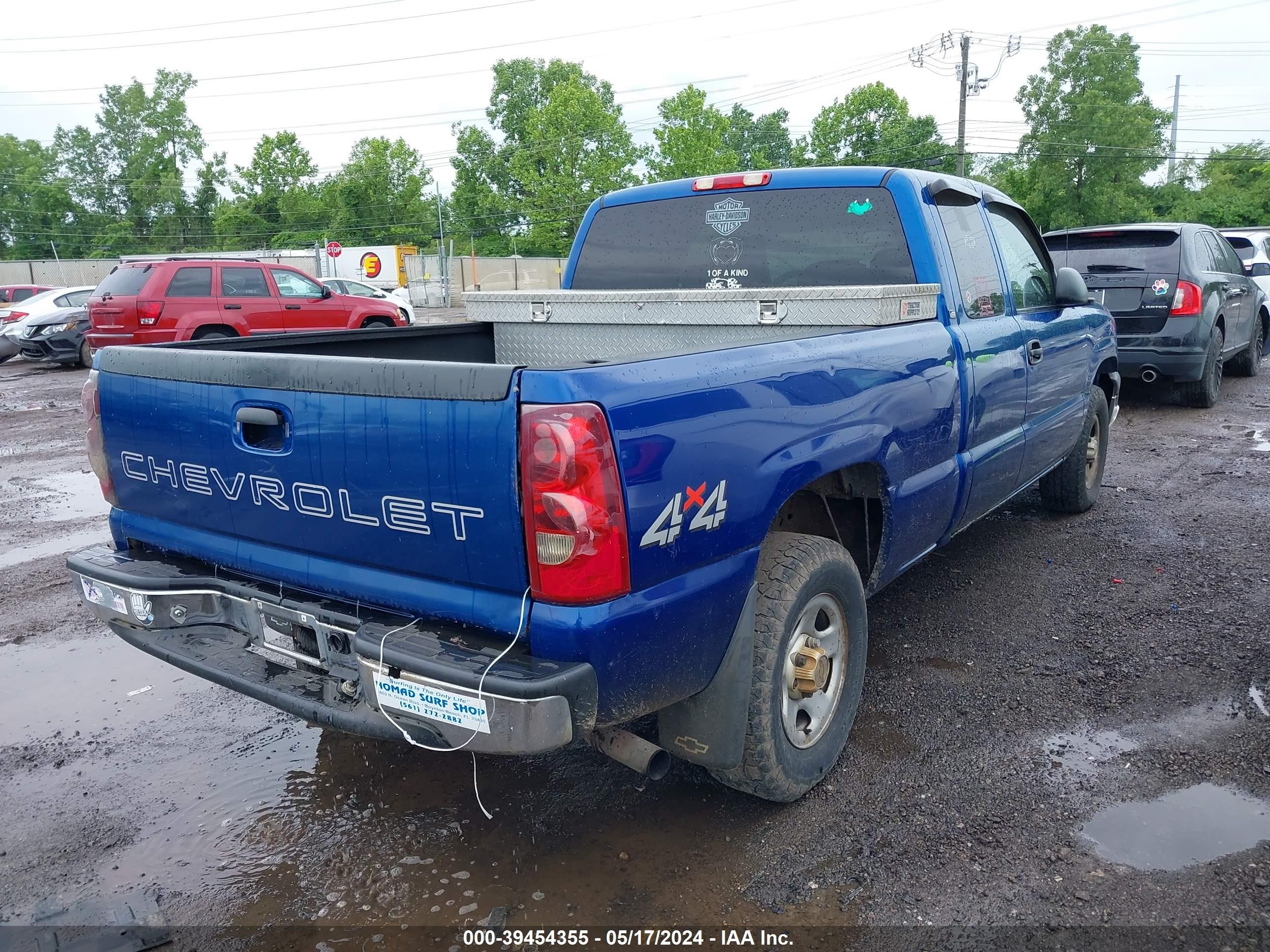 Photo 3 VIN: 2GCEK19V231264513 - CHEVROLET SILVERADO 