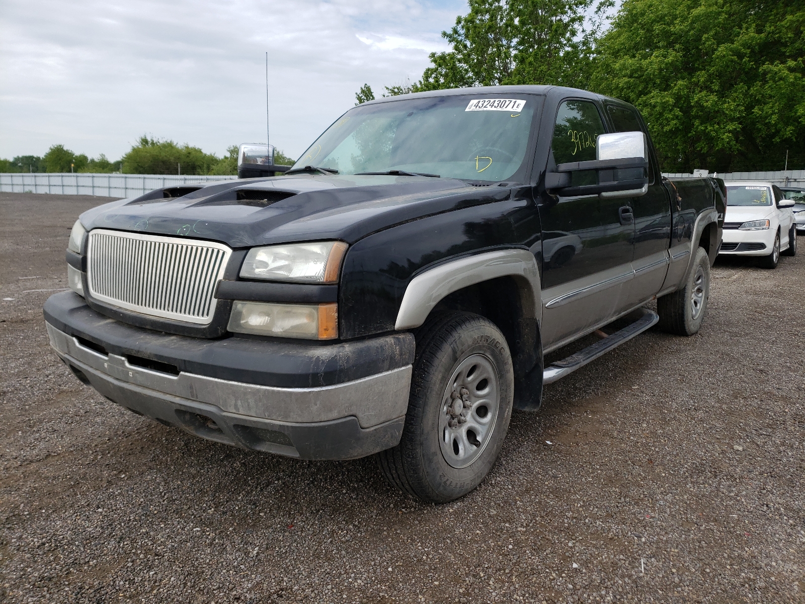 Photo 1 VIN: 2GCEK19V4Y1189871 - CHEVROLET SILVERADO 