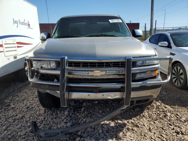 Photo 4 VIN: 2GCEK19V8Y1112260 - CHEVROLET SILVERADO 