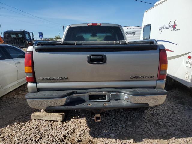 Photo 5 VIN: 2GCEK19V8Y1112260 - CHEVROLET SILVERADO 