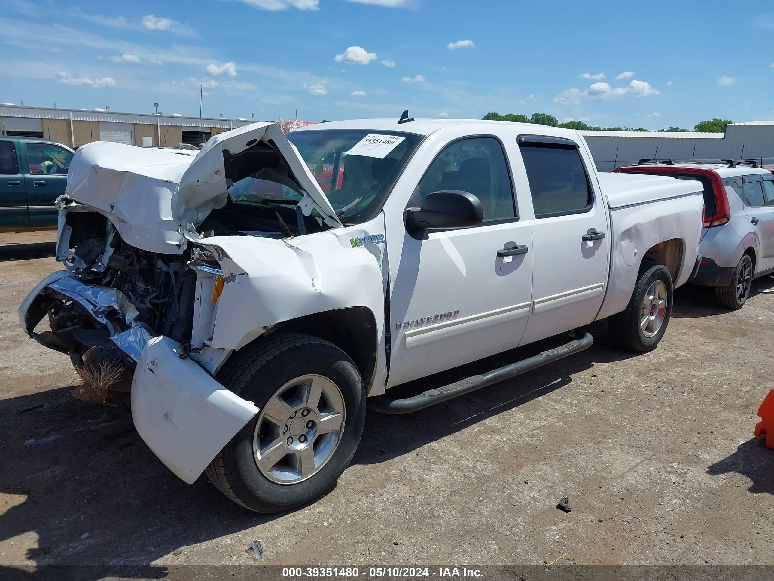 Photo 1 VIN: 2GCFC135291119412 - CHEVROLET SILVERADO 