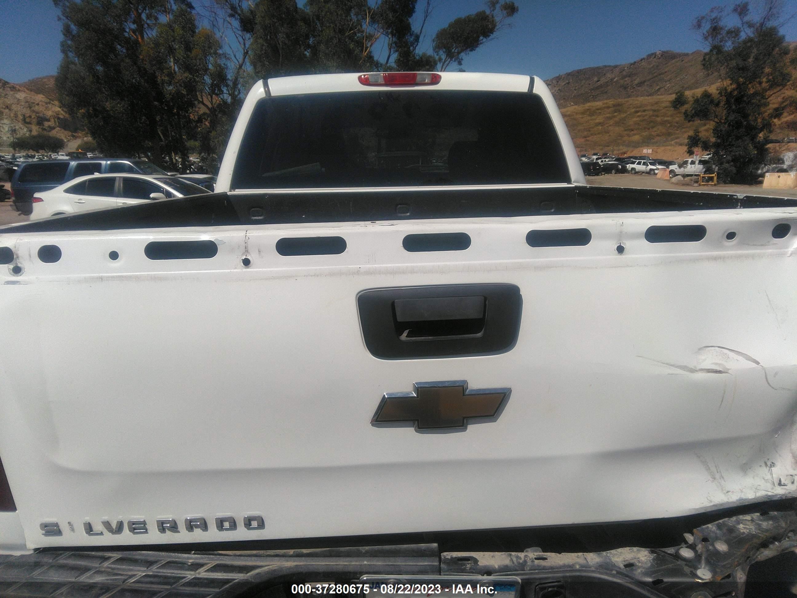 Photo 15 VIN: 2GCFC13Y071525390 - CHEVROLET SILVERADO 