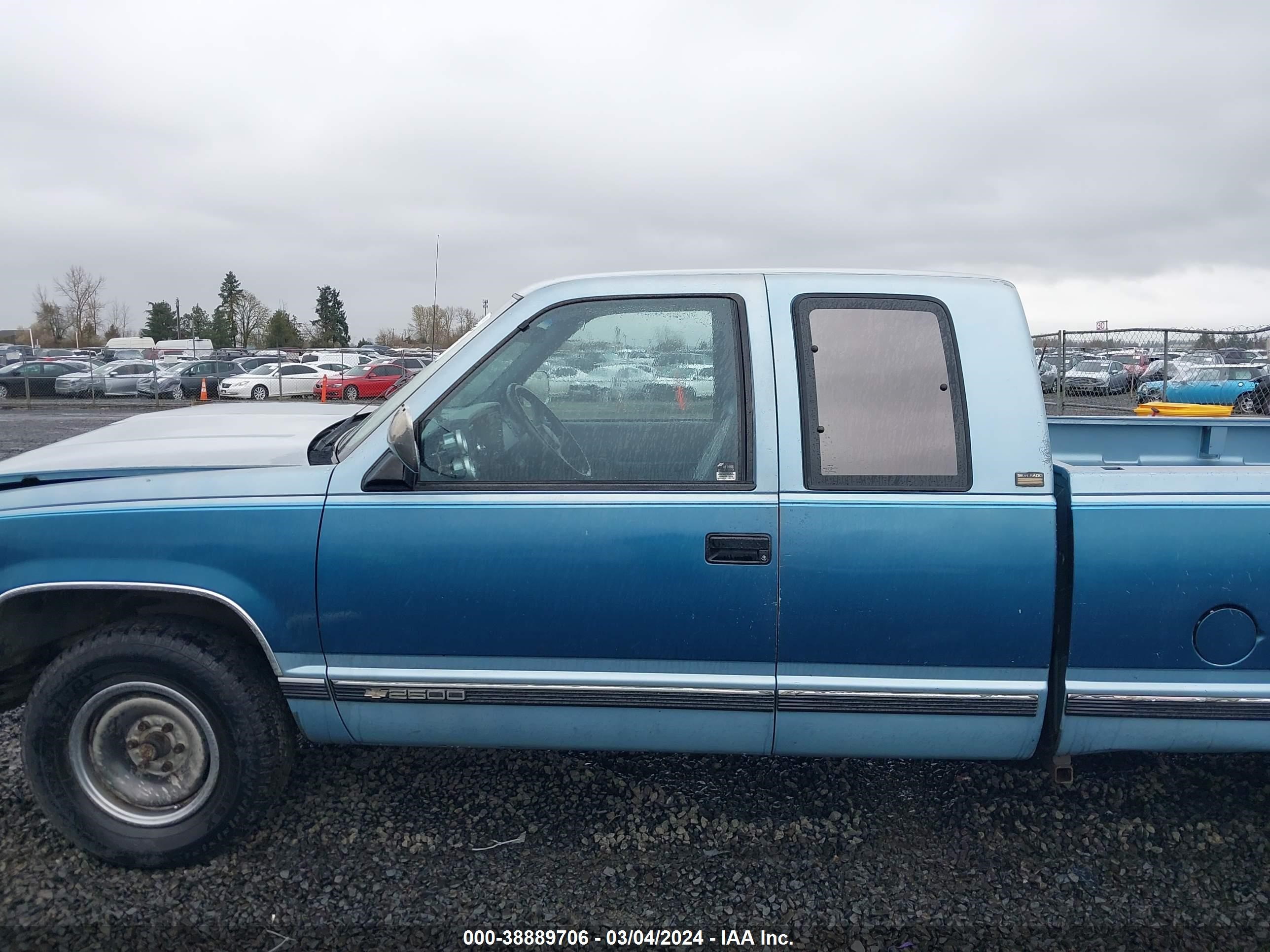 Photo 13 VIN: 2GCFC29K5L1220518 - CHEVROLET GMT-400 