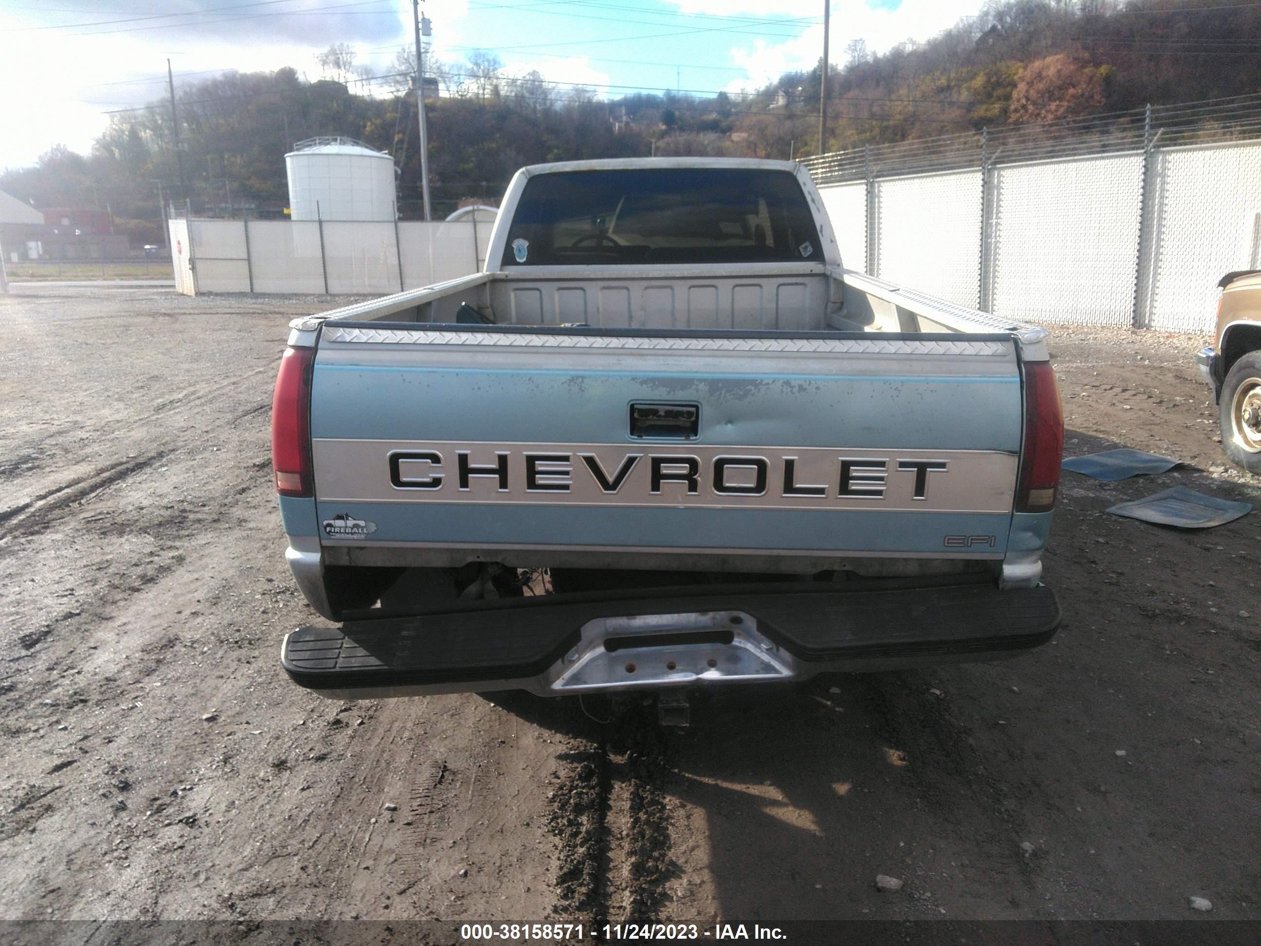 Photo 15 VIN: 2GCFK29K7K1249570 - CHEVROLET GMT-400 