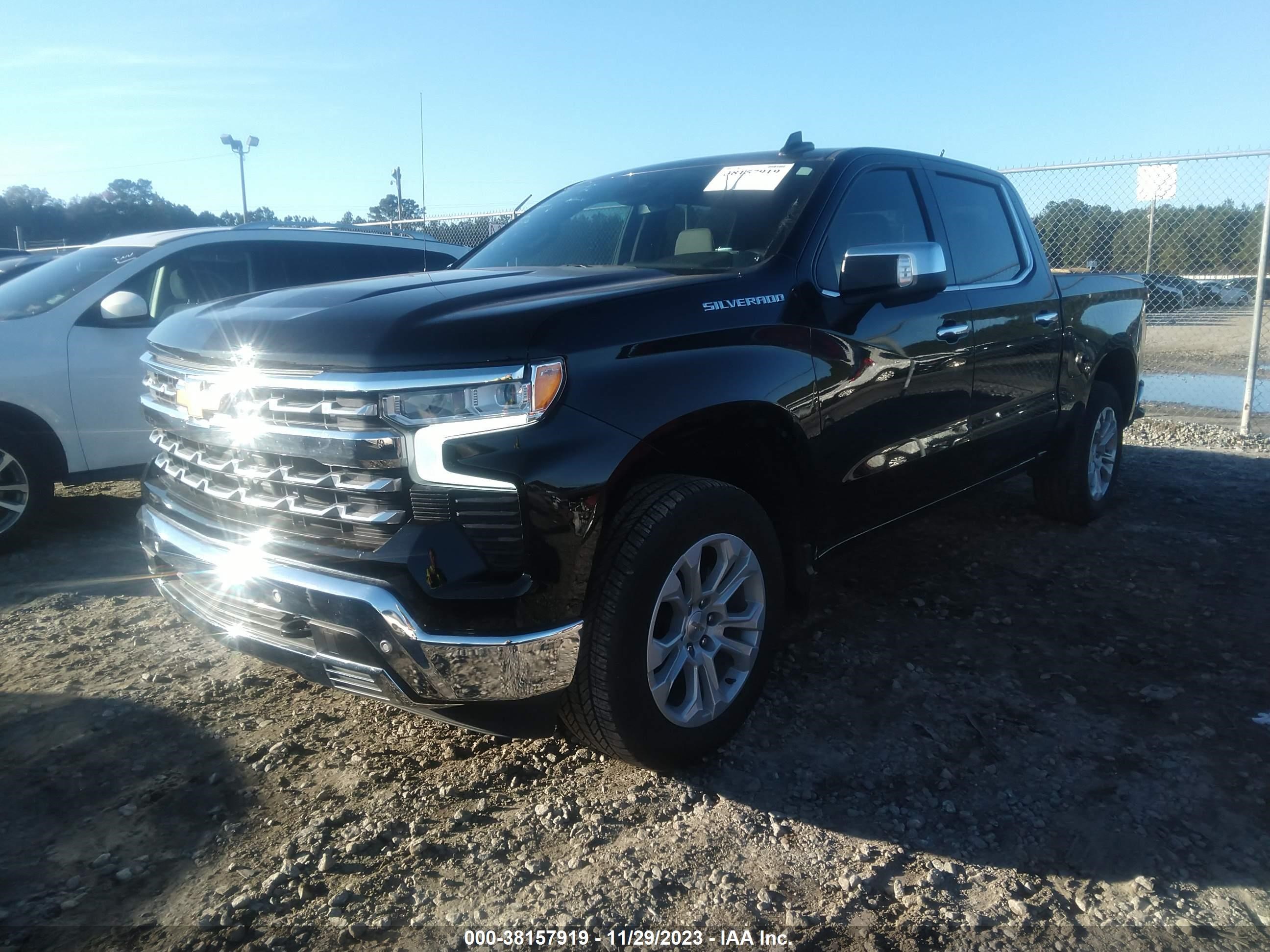 Photo 1 VIN: 2GCPAEED9N1514350 - CHEVROLET SILVERADO 