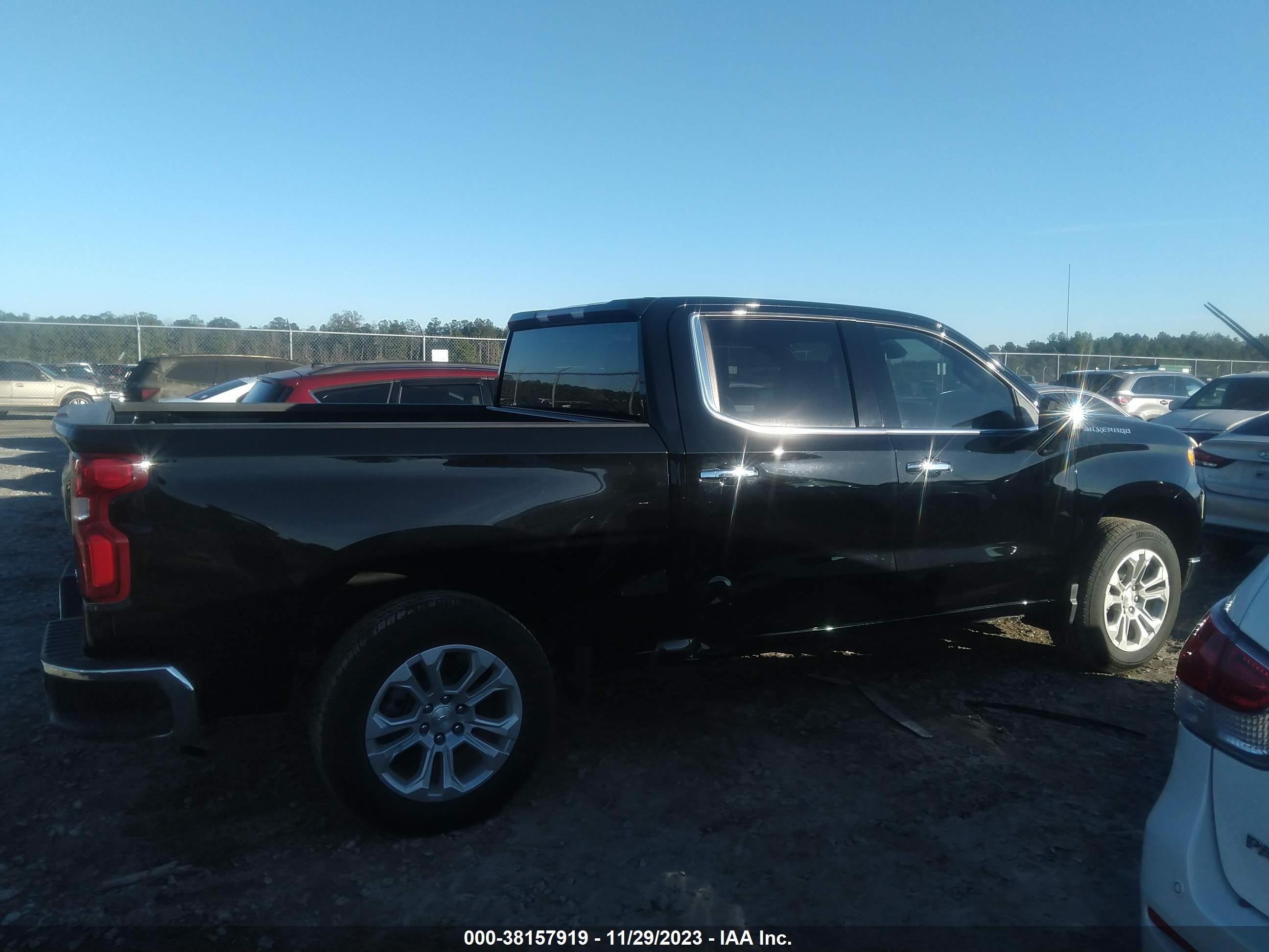 Photo 12 VIN: 2GCPAEED9N1514350 - CHEVROLET SILVERADO 