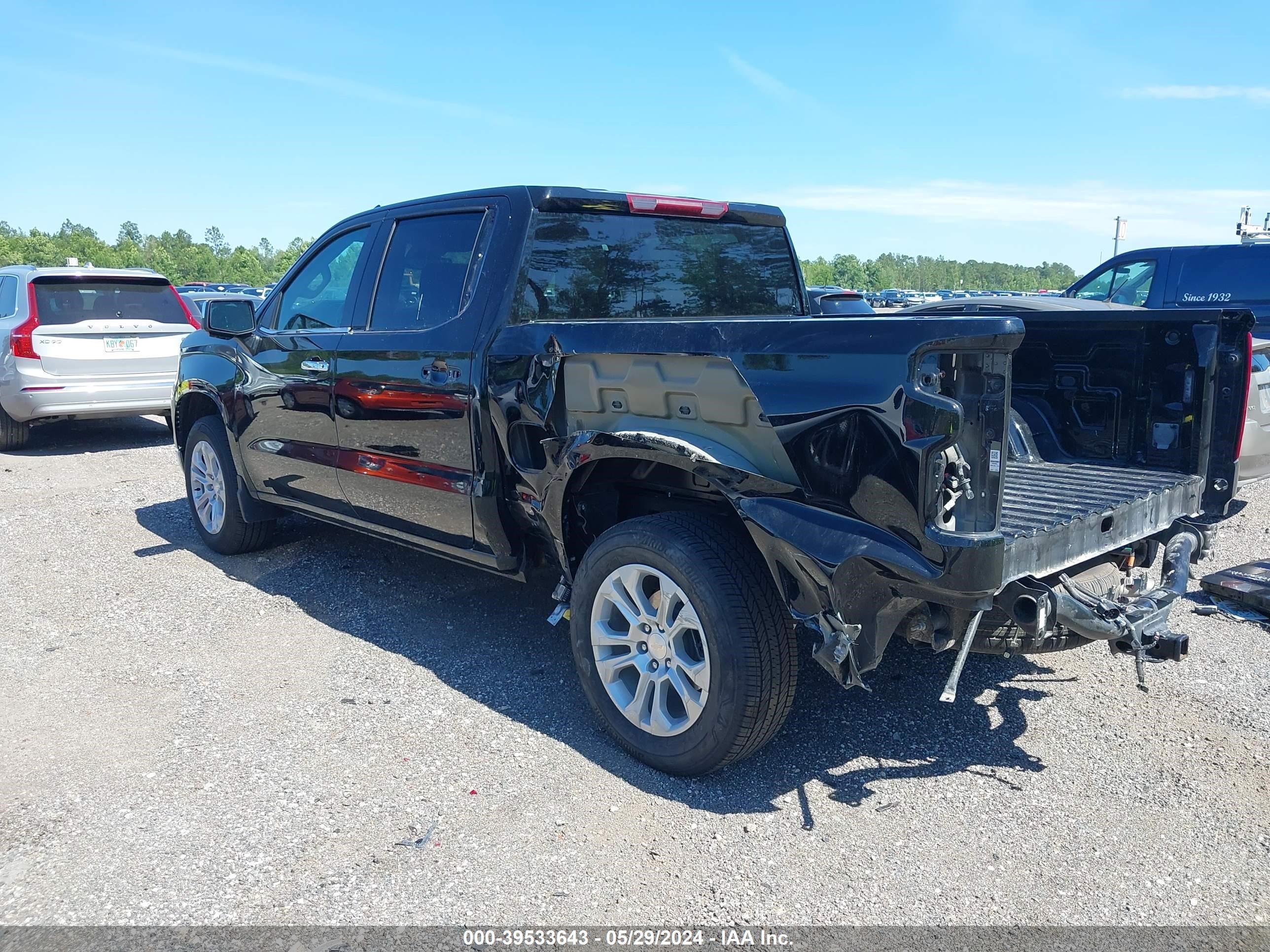 Photo 2 VIN: 2GCPAEEDXP1109097 - CHEVROLET SILVERADO 