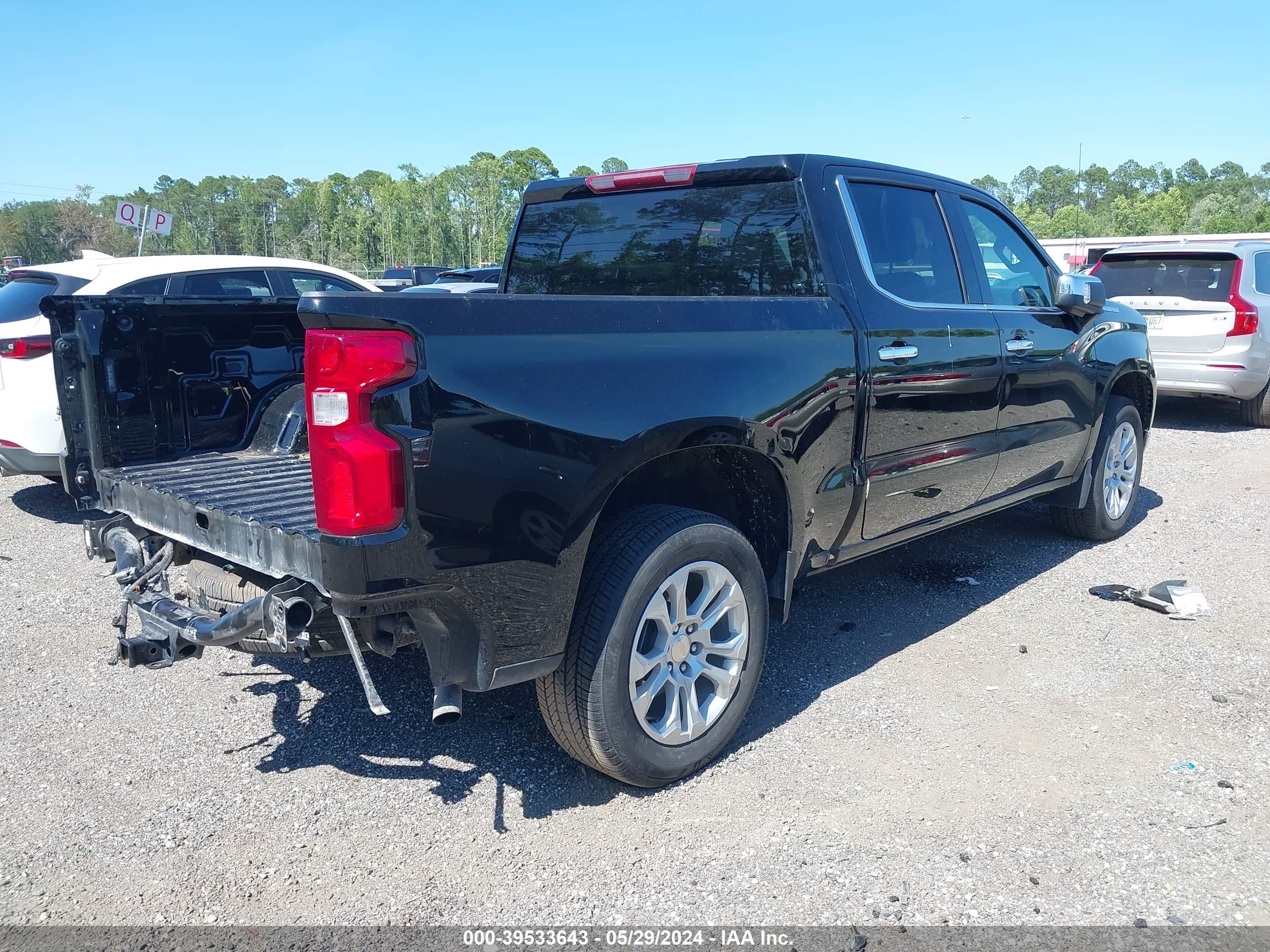 Photo 3 VIN: 2GCPAEEDXP1109097 - CHEVROLET SILVERADO 