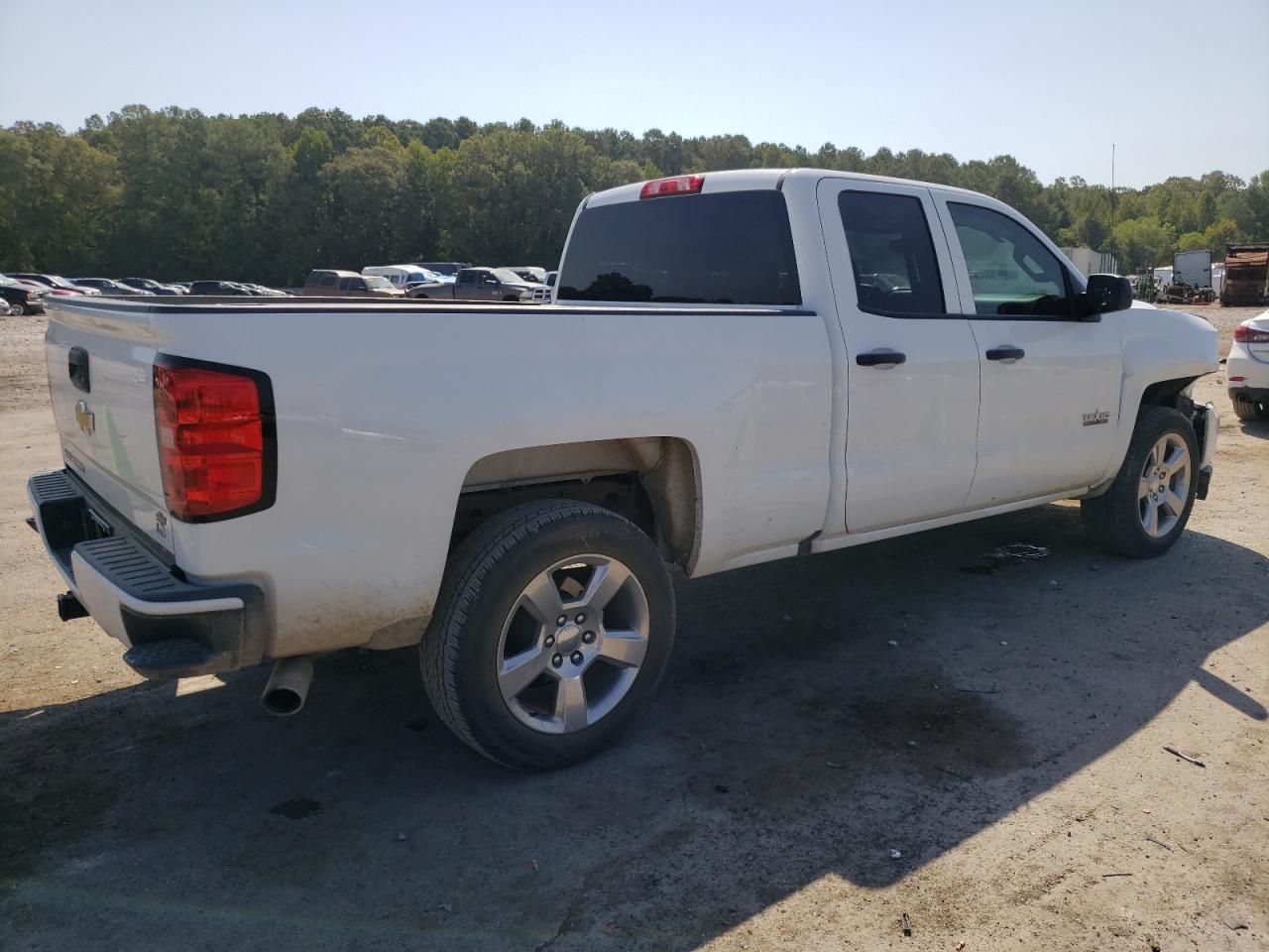 Photo 2 VIN: 2GCRCMEC4K1217678 - CHEVROLET SILVERADO 