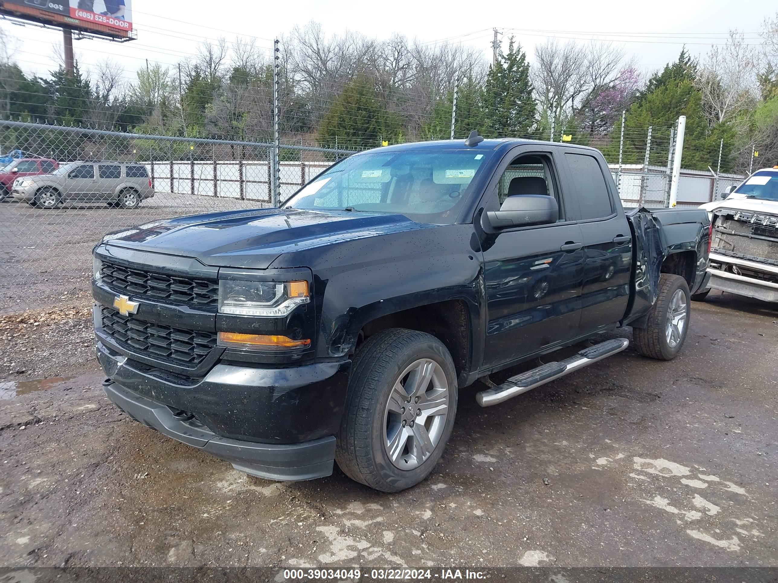 Photo 1 VIN: 2GCRCMEC8K1162412 - CHEVROLET SILVERADO 