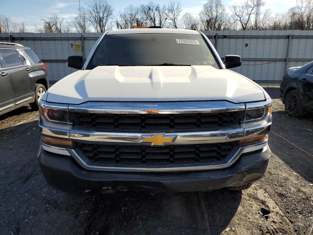 Photo 4 VIN: 2GCRCNEC8K1186537 - CHEVROLET SILVERADO 