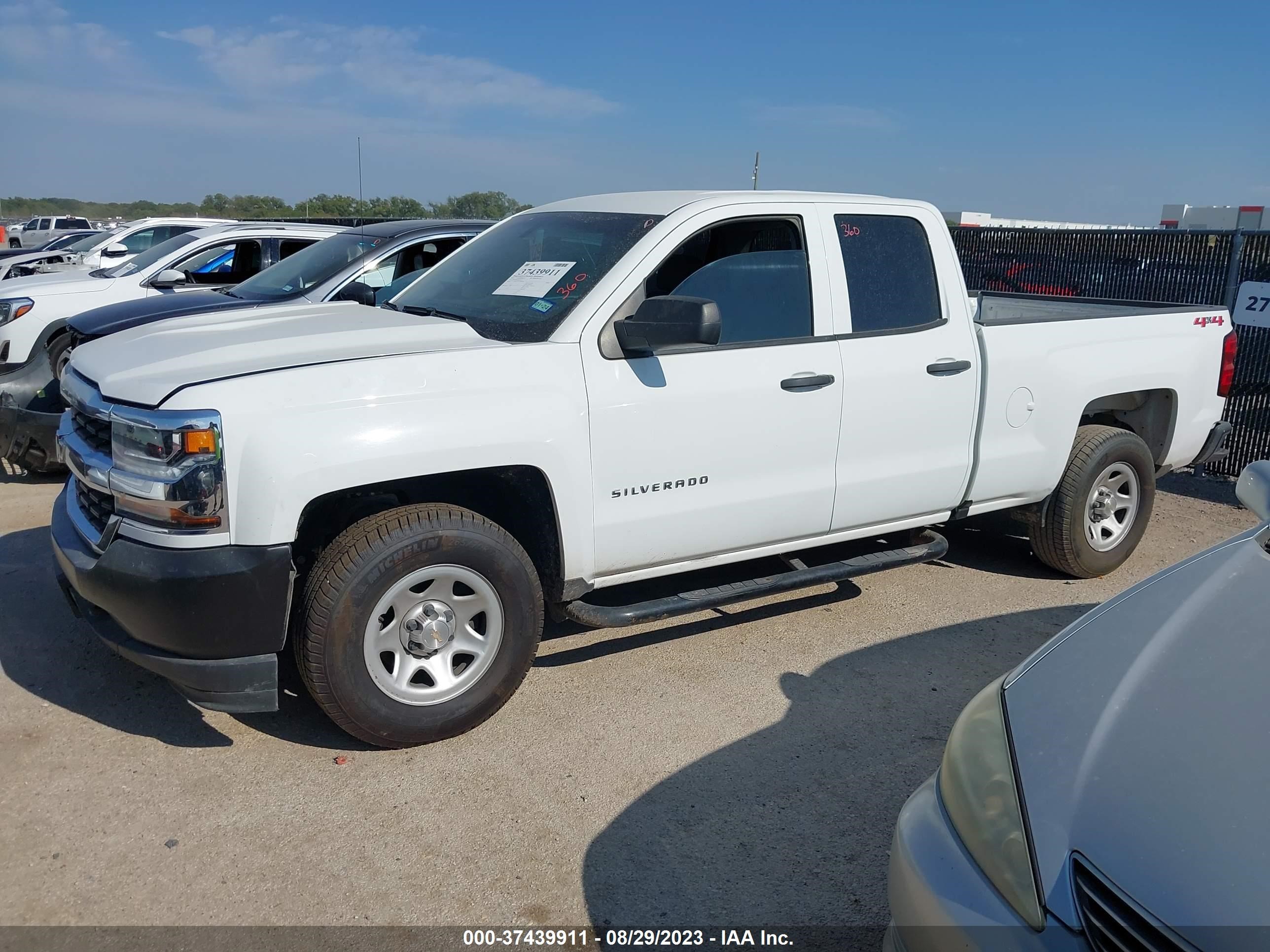 Photo 1 VIN: 2GCVKNEC3K1131222 - CHEVROLET SILVERADO 