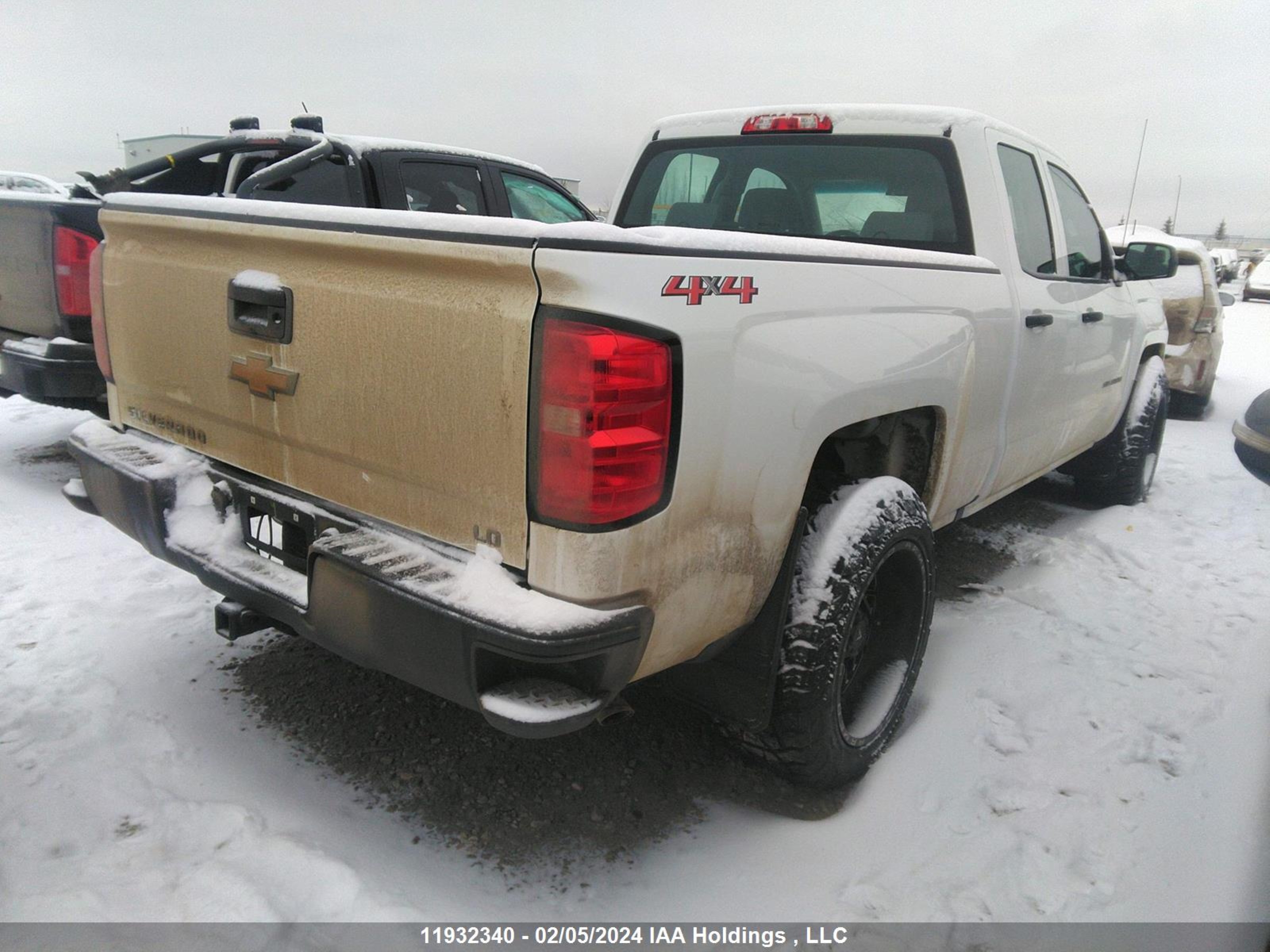 Photo 3 VIN: 2GCVKNEC7K1159119 - CHEVROLET SILVERADO 