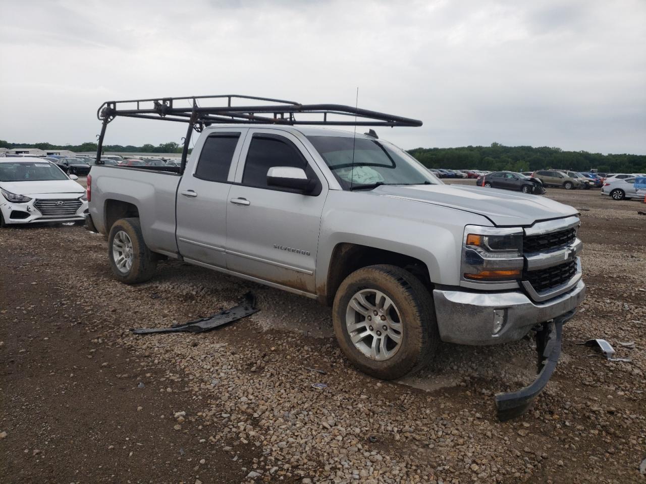 Photo 3 VIN: 2GCVKPEC1K1237602 - CHEVROLET SILVERADO 