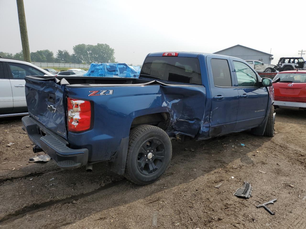 Photo 2 VIN: 2GCVKPEC7K1111390 - CHEVROLET SILVERADO 