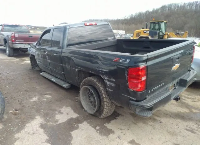 Photo 2 VIN: 2GCVKREC2J1111338 - CHEVROLET SILVERADO 1500 