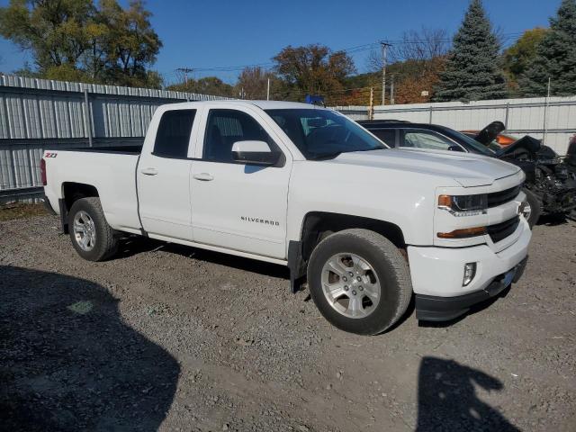 Photo 3 VIN: 2GCVKREC9J1102717 - CHEVROLET SILVERADO 