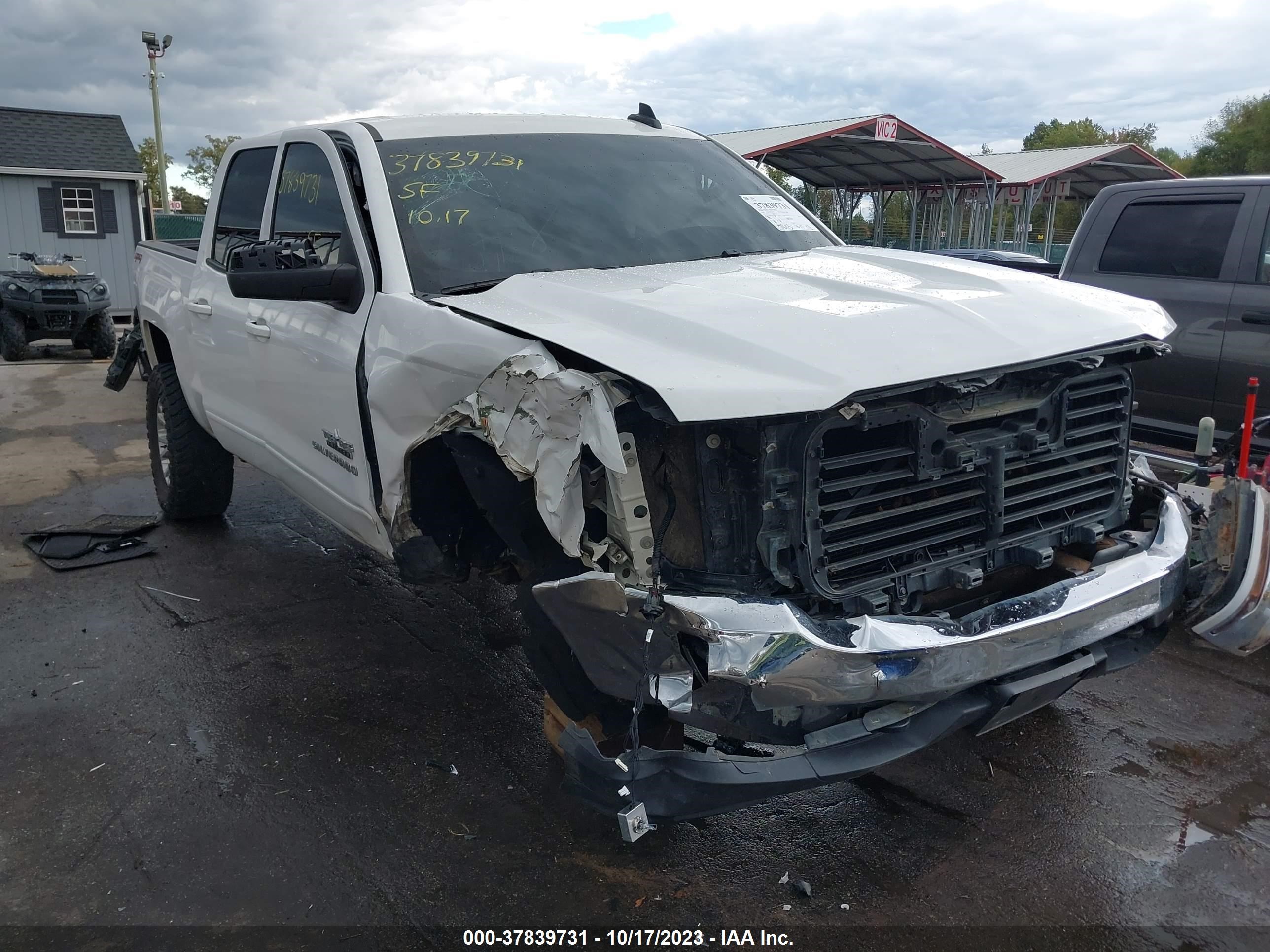 Photo 5 VIN: 2GCVKRECXJ1107232 - CHEVROLET SILVERADO 