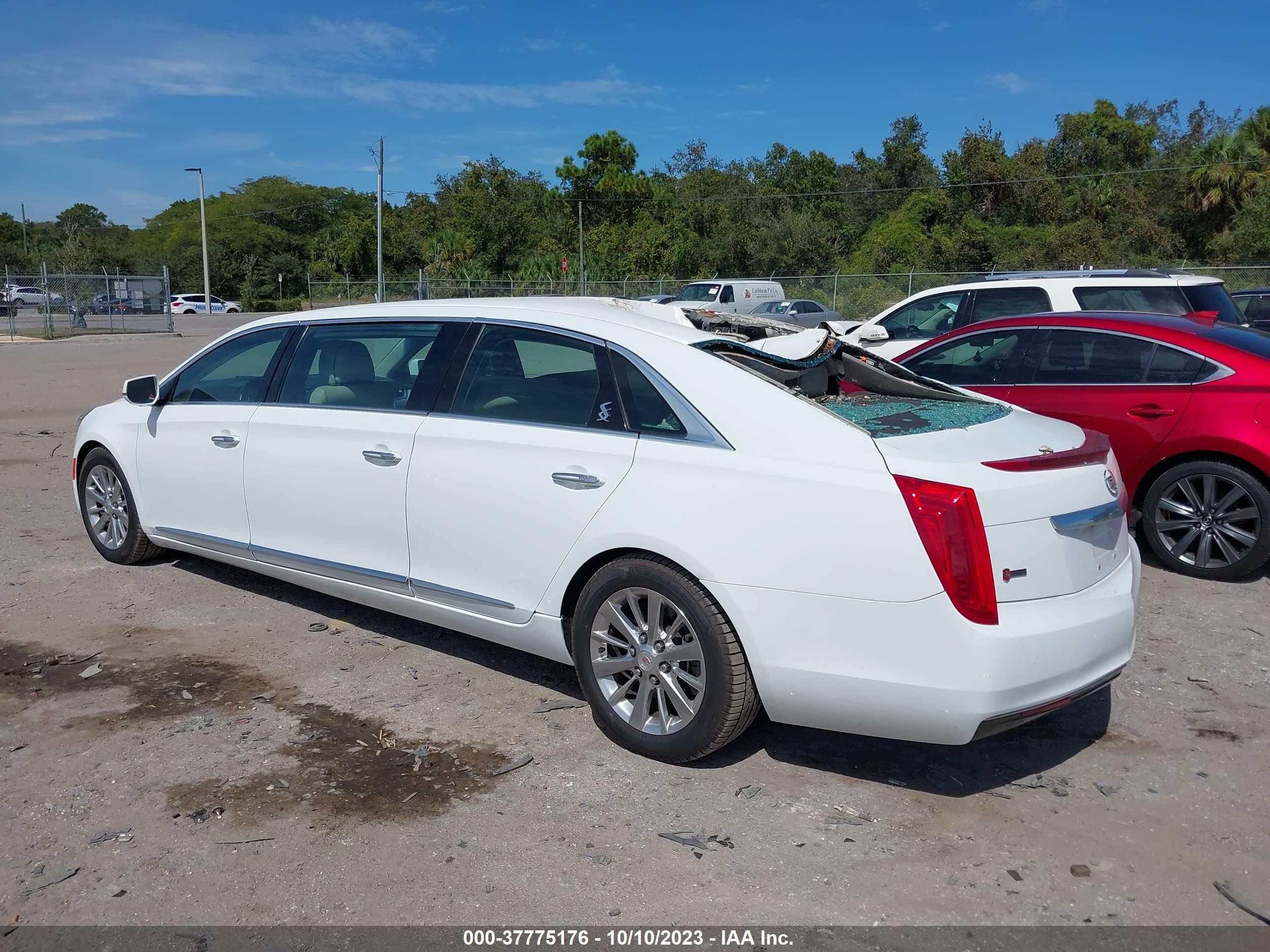 Photo 2 VIN: 2GEXG6U30E9174866 - CADILLAC XTS 