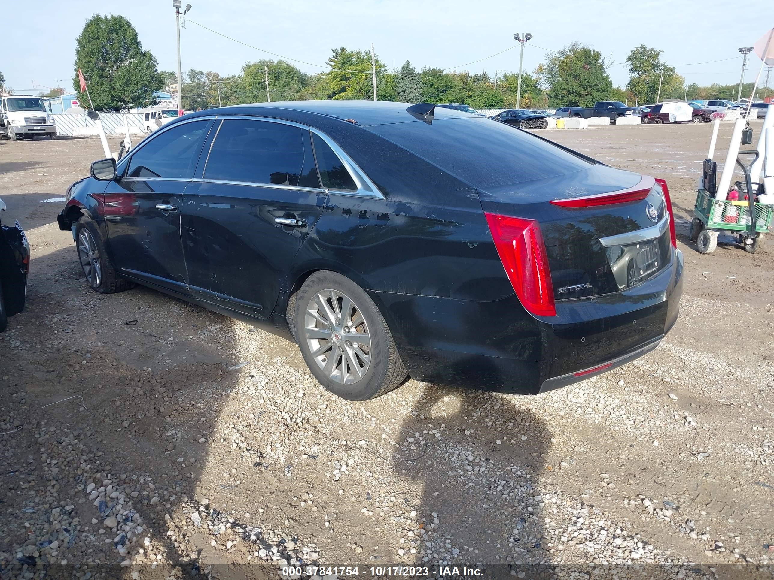 Photo 2 VIN: 2GEXG6U31F9600002 - CADILLAC XTS 