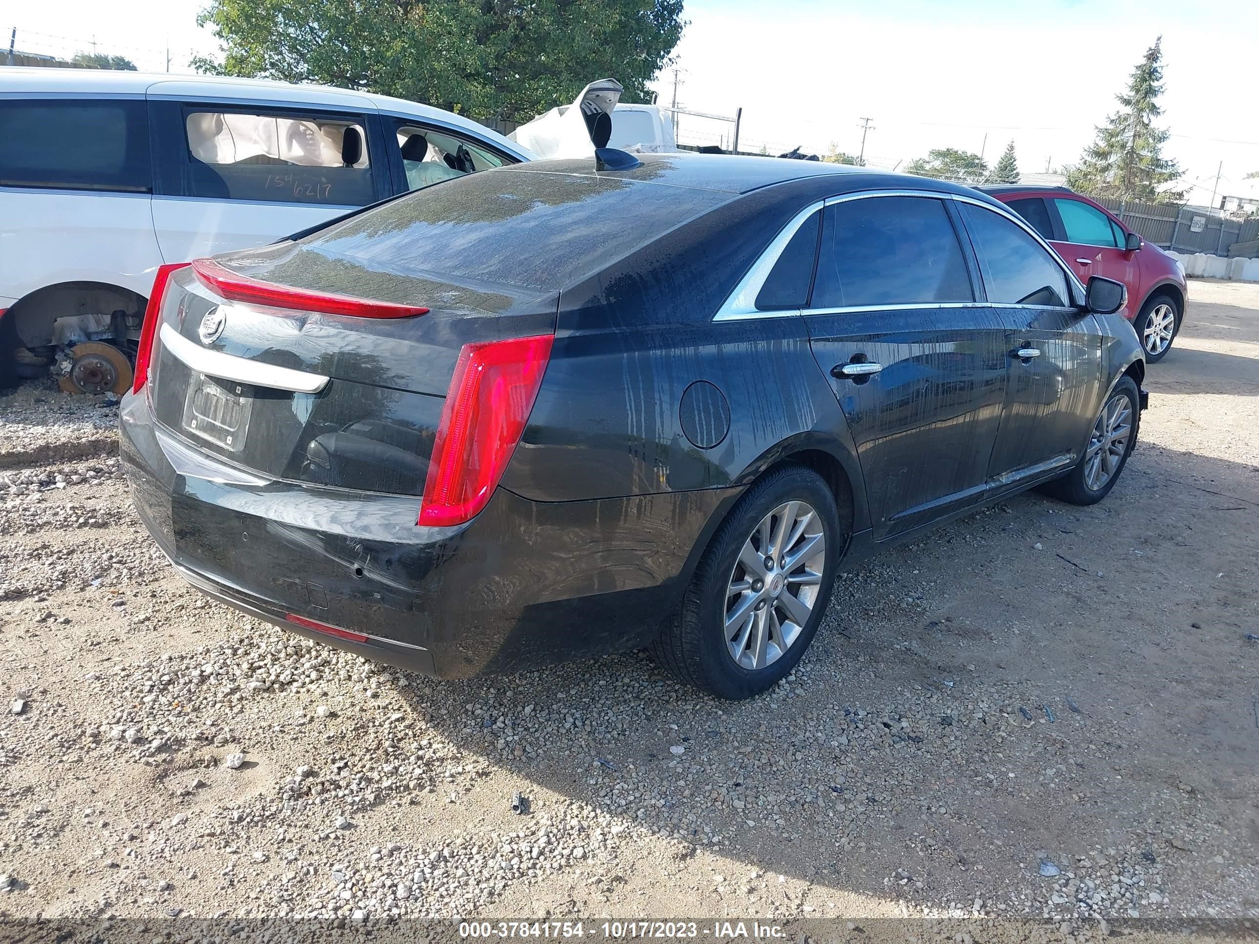 Photo 3 VIN: 2GEXG6U31F9600002 - CADILLAC XTS 