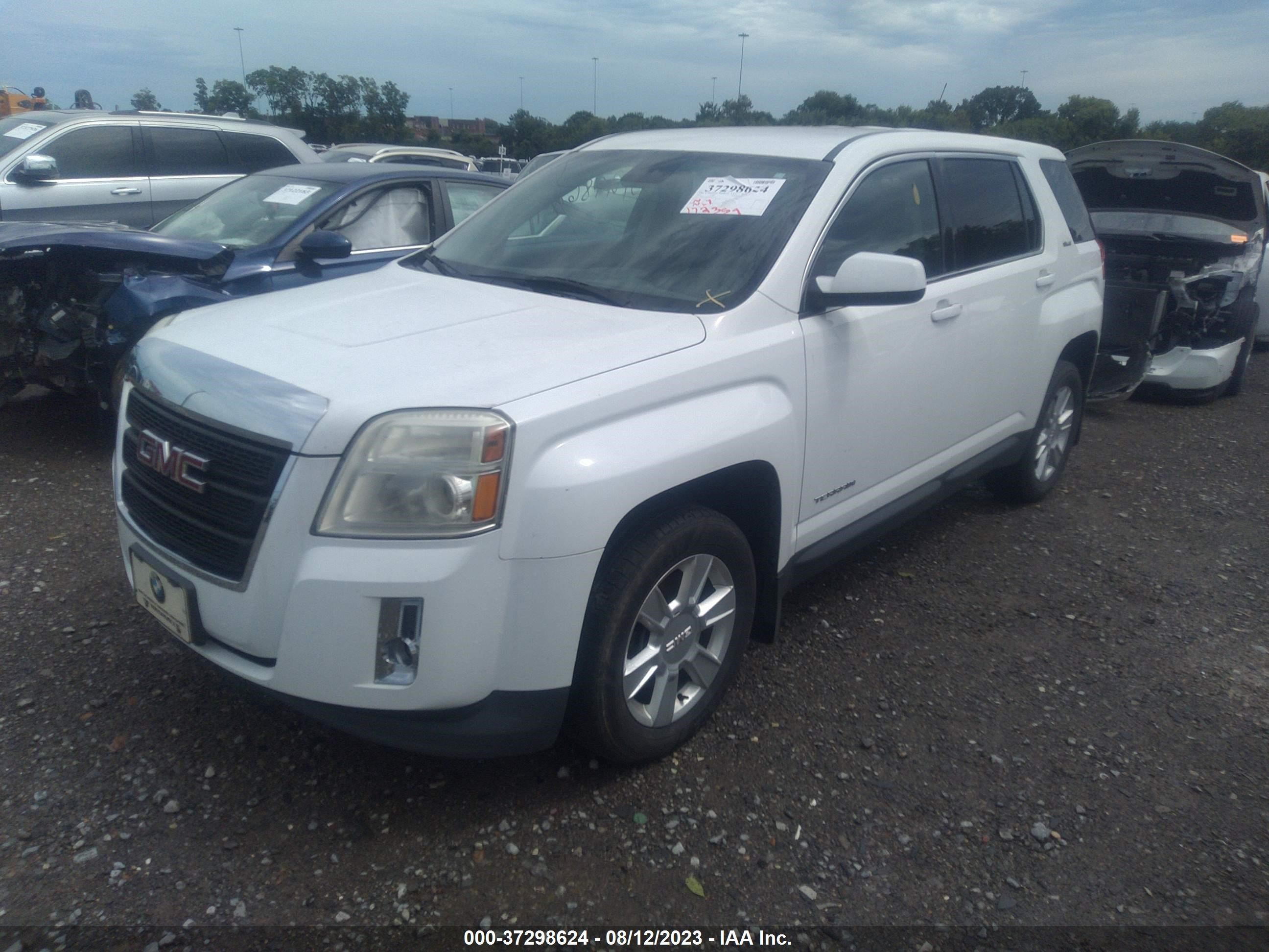 Photo 1 VIN: 2GKALMEK0C6131555 - GMC TERRAIN 