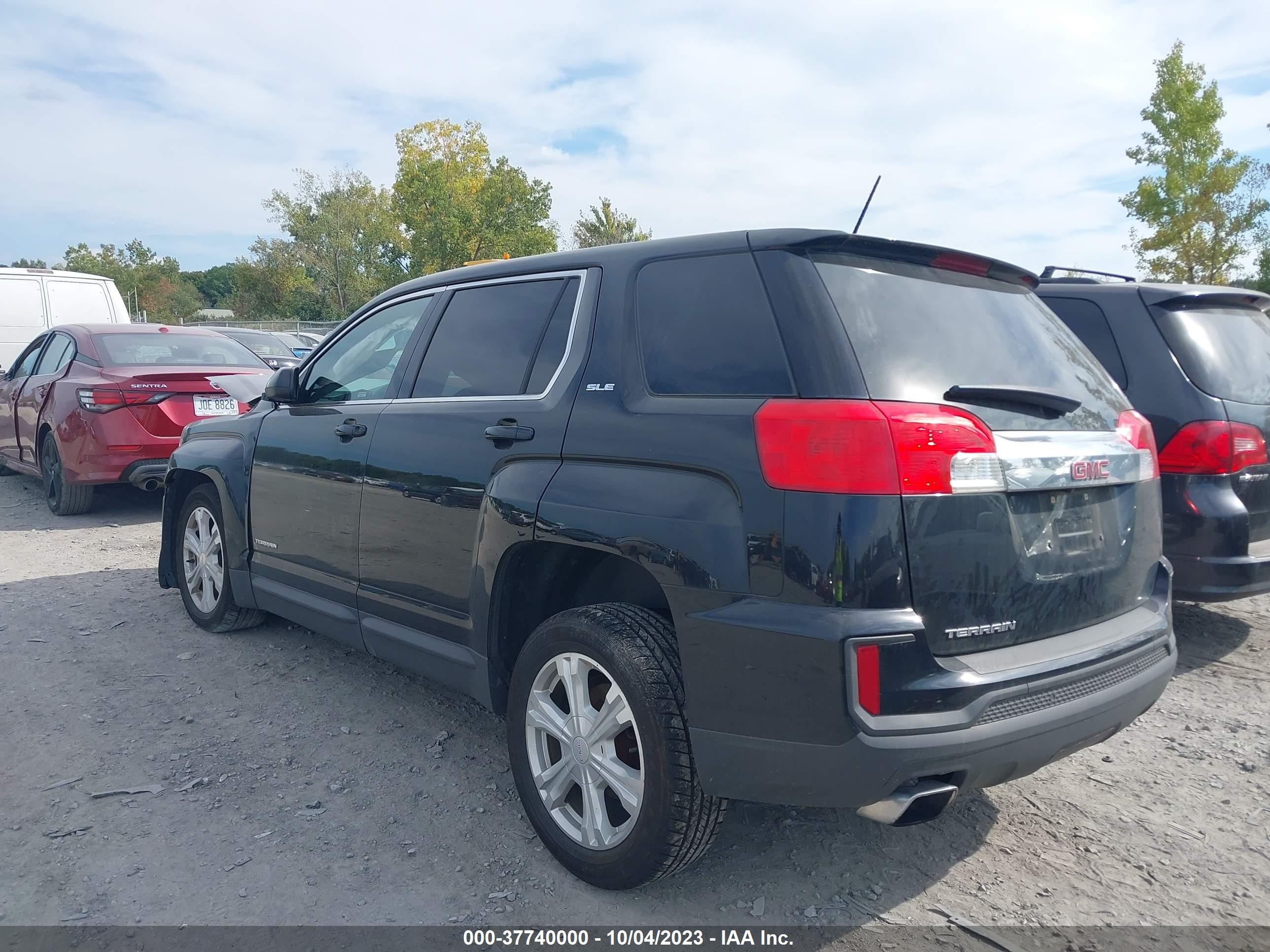 Photo 2 VIN: 2GKALMEK1H6158786 - GMC TERRAIN 