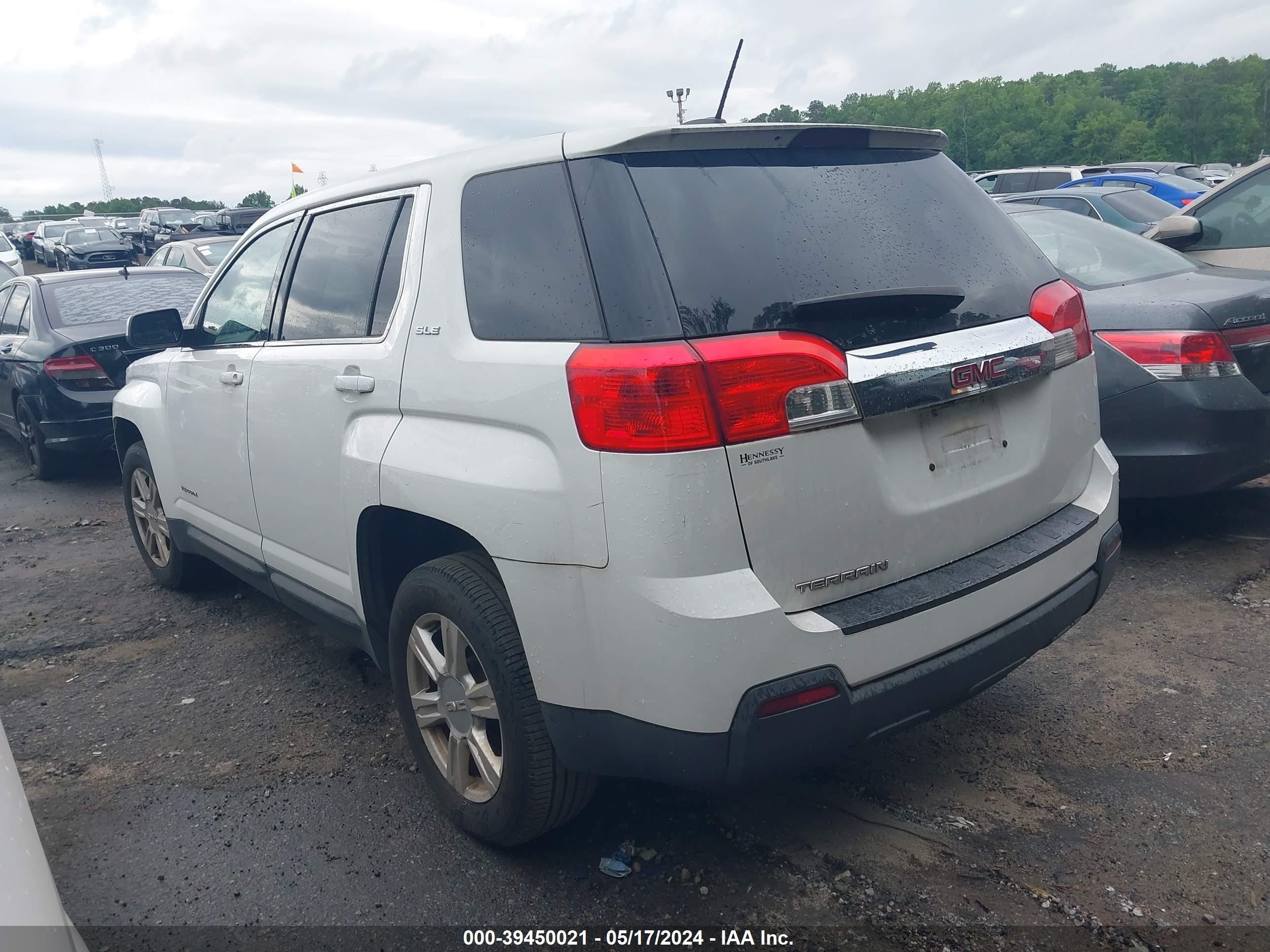 Photo 2 VIN: 2GKALMEK4F6352404 - GMC TERRAIN 