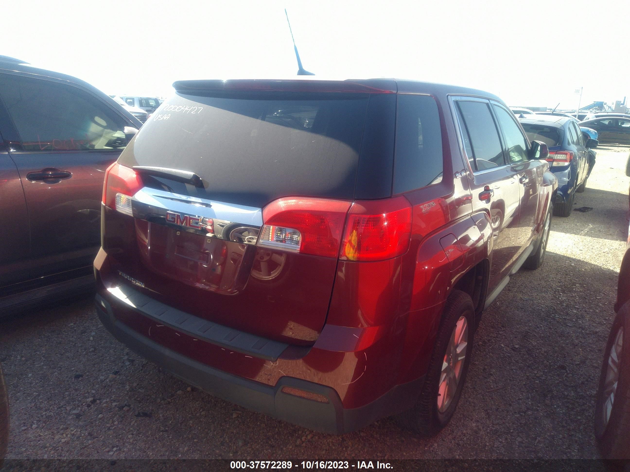 Photo 3 VIN: 2GKALMEK5C6311842 - GMC TERRAIN 